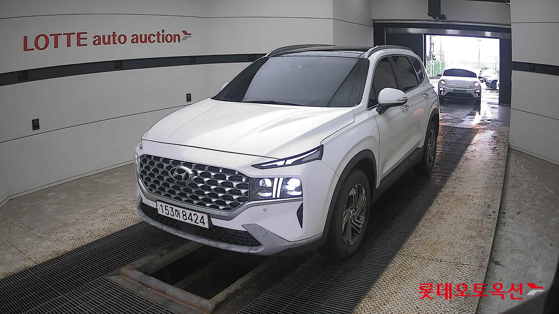 Hyundai Santa Fe 2021 White cream (optional) из Кореи