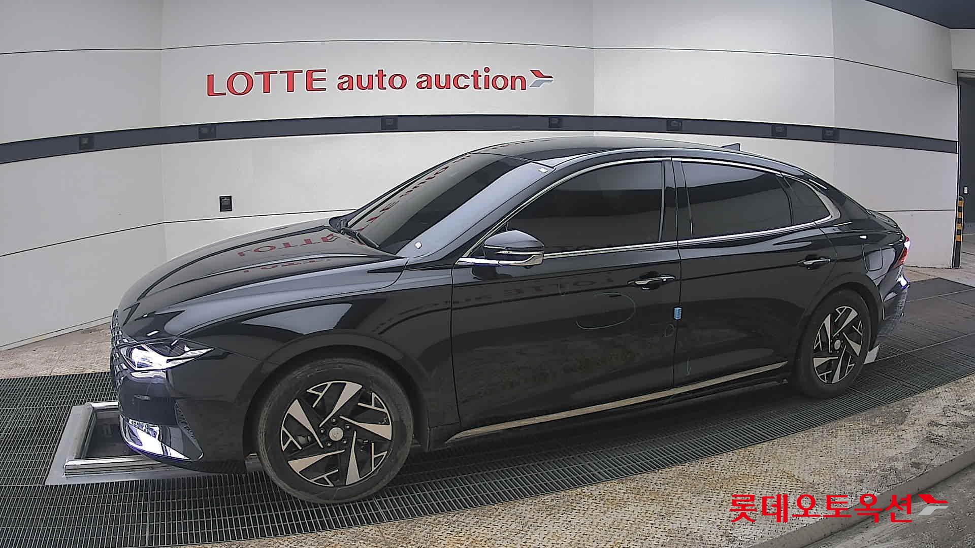 هيونداي أزيرا