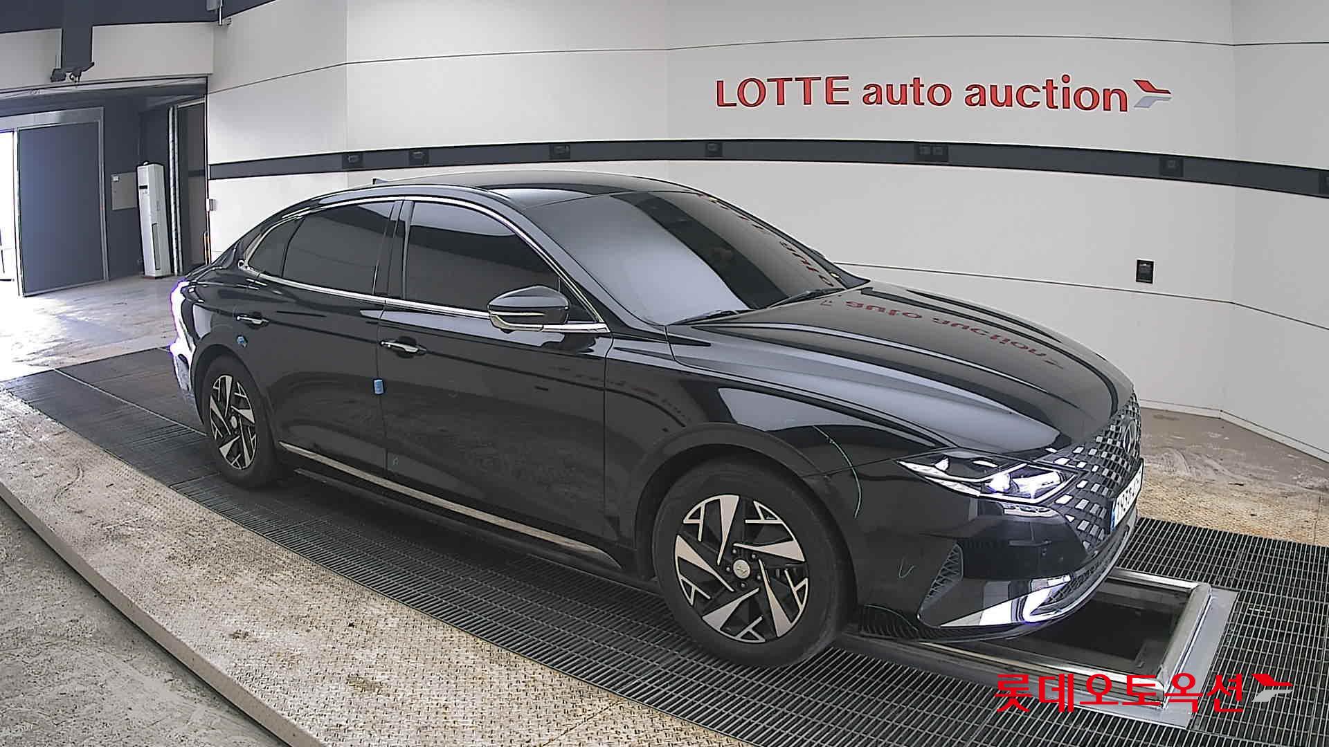 هيونداي أزيرا