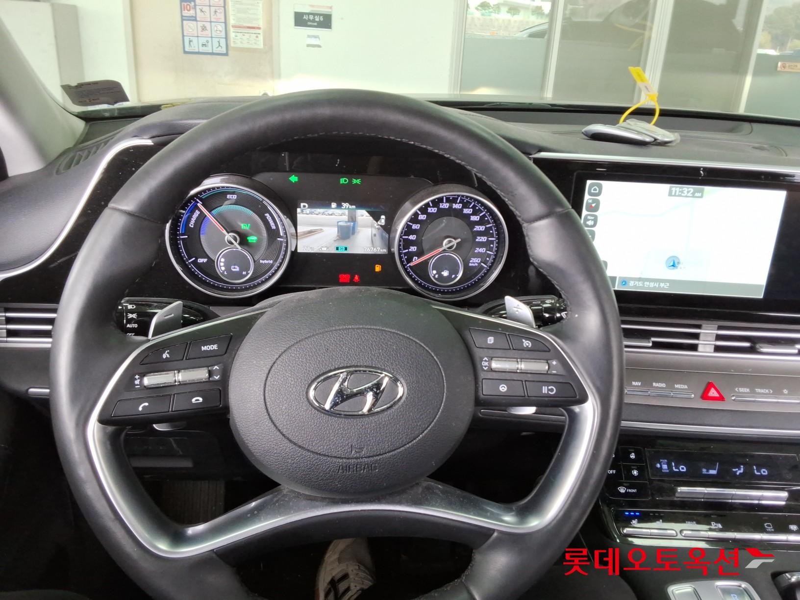 هيونداي أزيرا