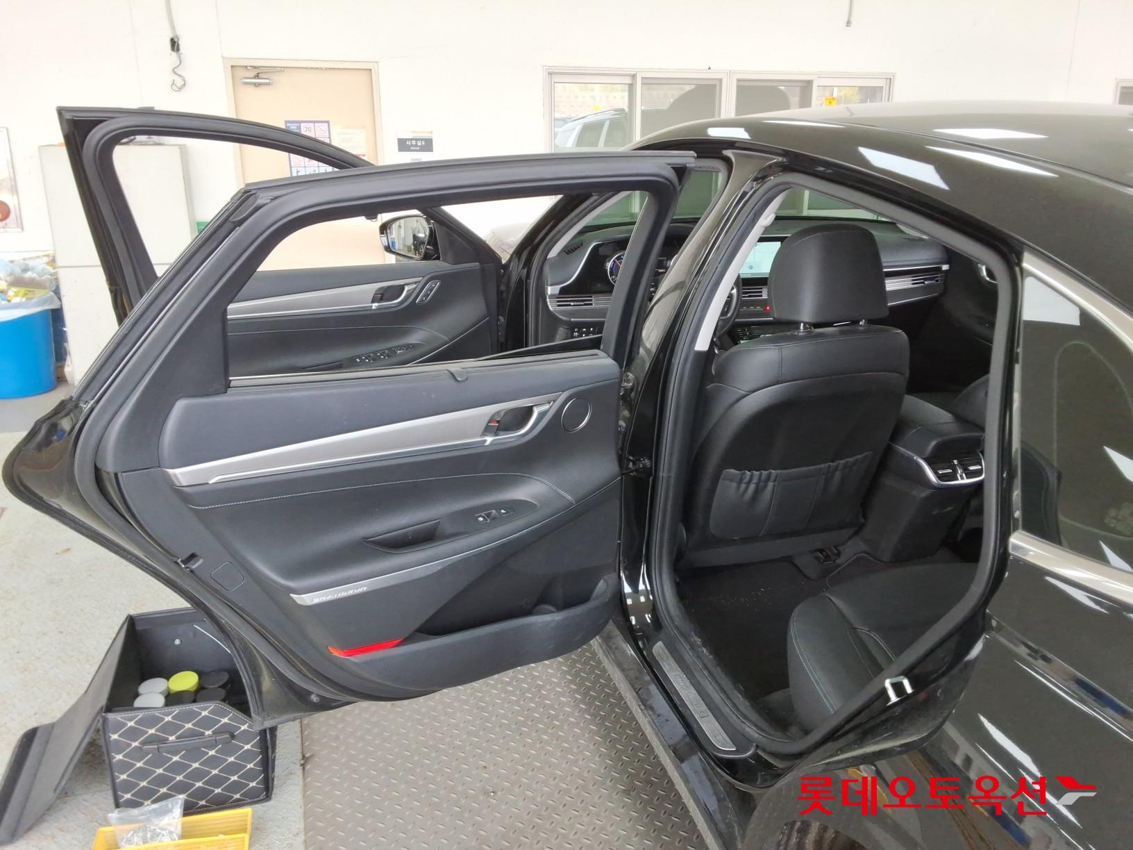 هيونداي أزيرا