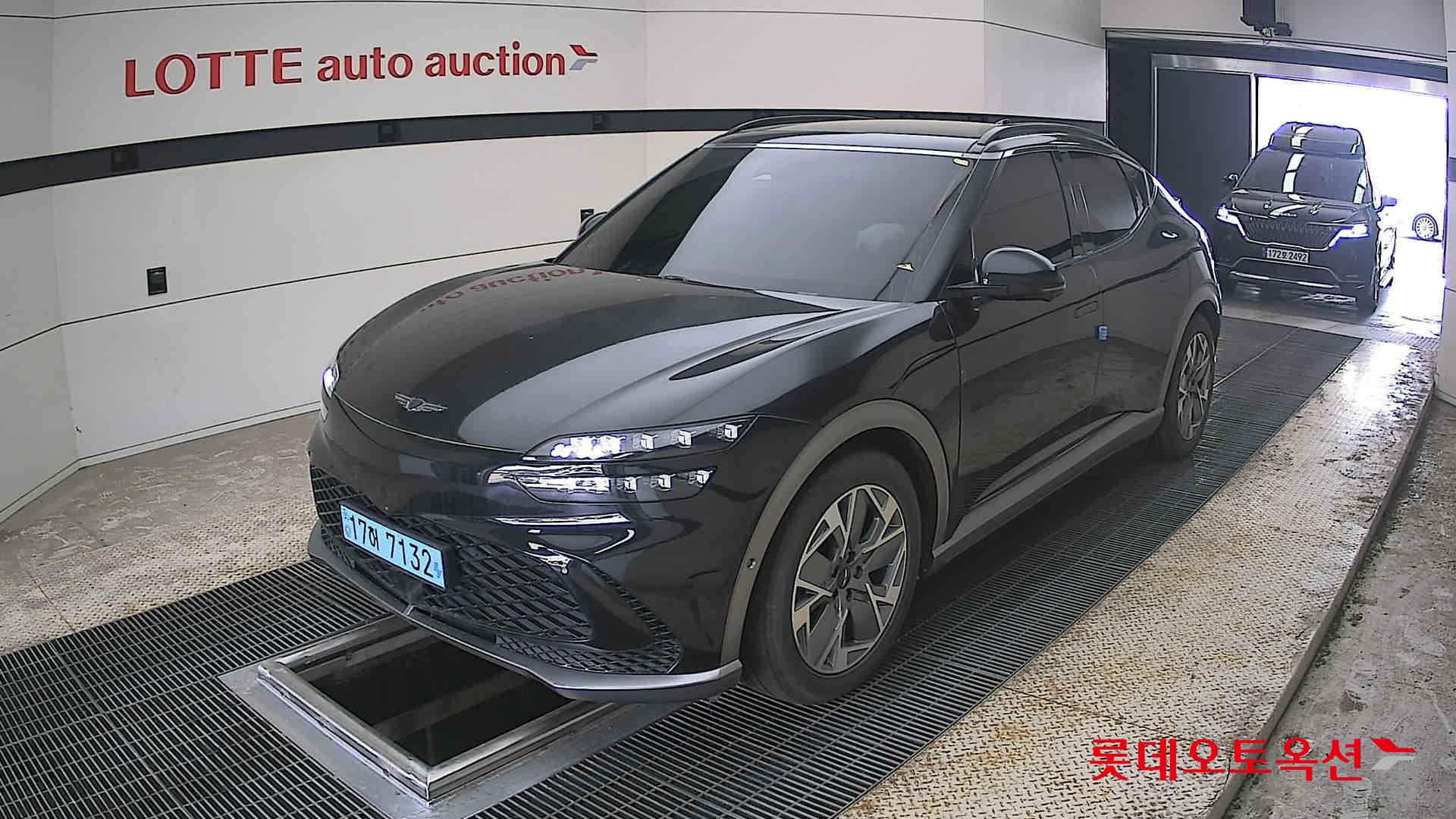 Genesis GV60 - 3
