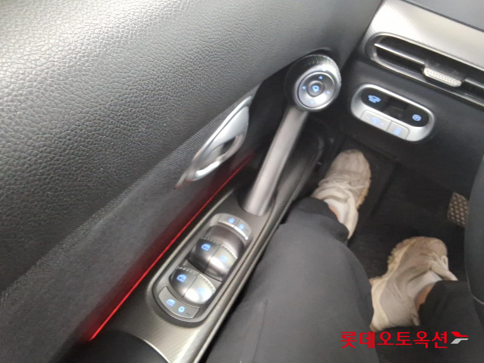 Genesis GV60 - 29