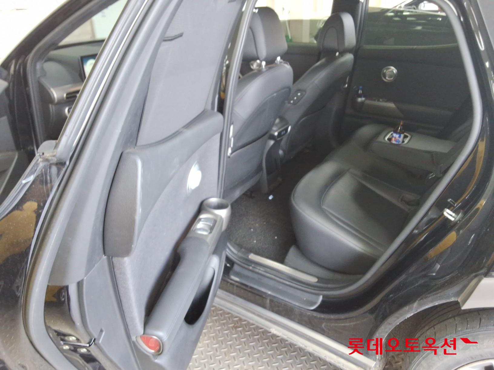 Genesis GV60 - 38