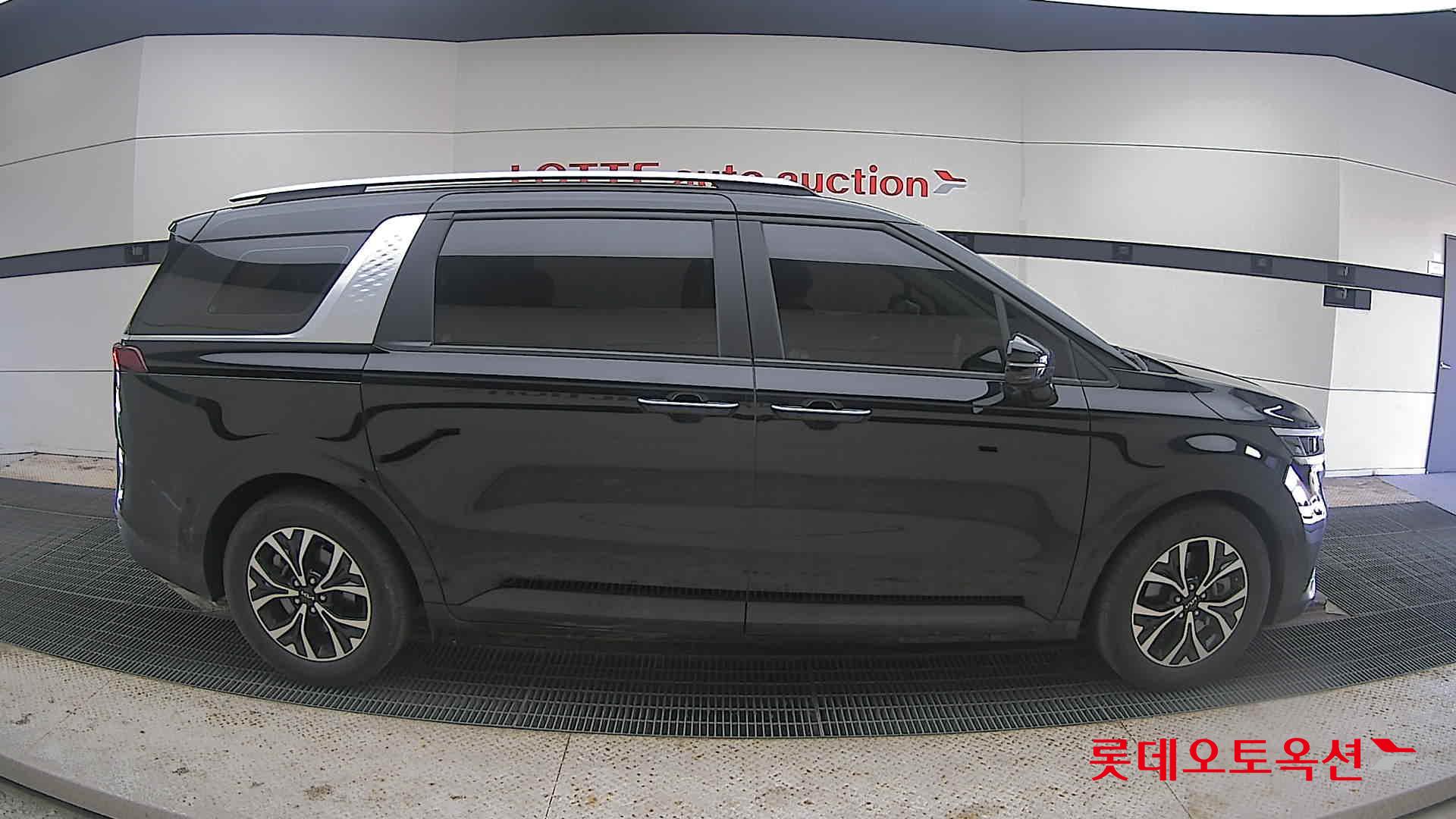 Kia Carnival 2022 Aurora Black Pearl из Кореи, фото 3