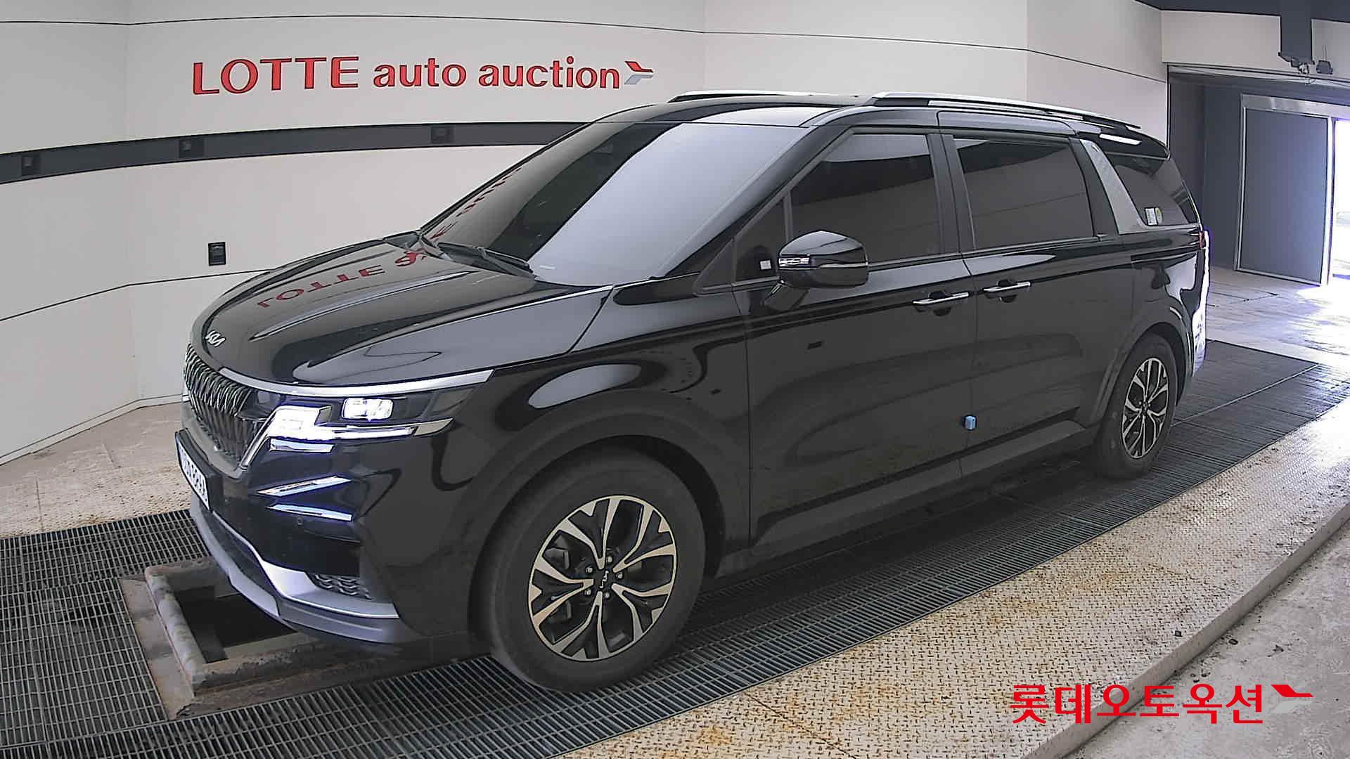 Kia Carnival id 3816397 из Кореи 13