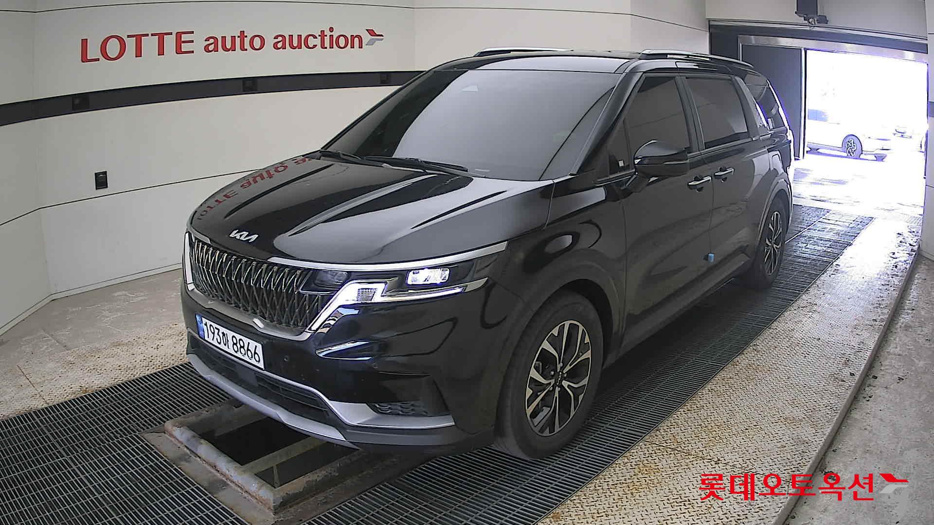 Kia Carnival id 3816397 из Кореи 14