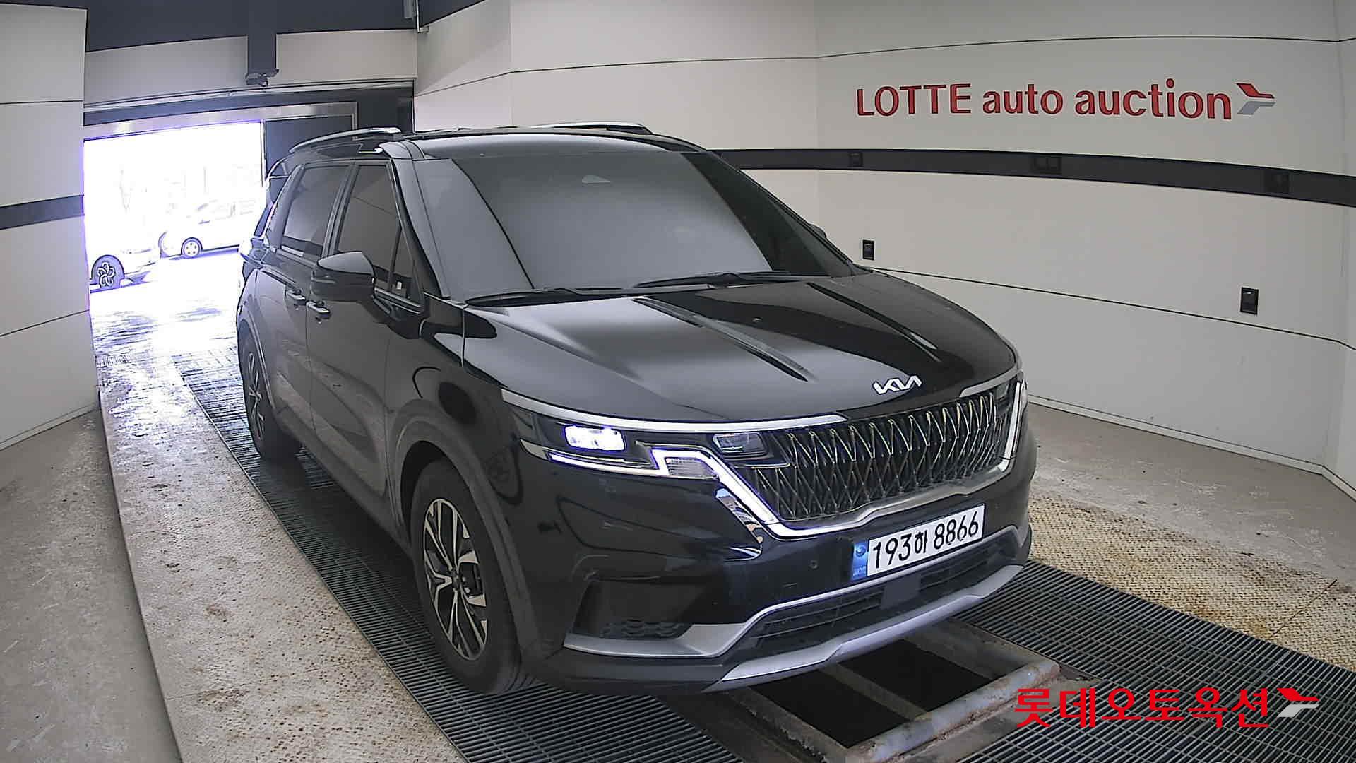 Kia Carnival id 3816397 из Кореи 15