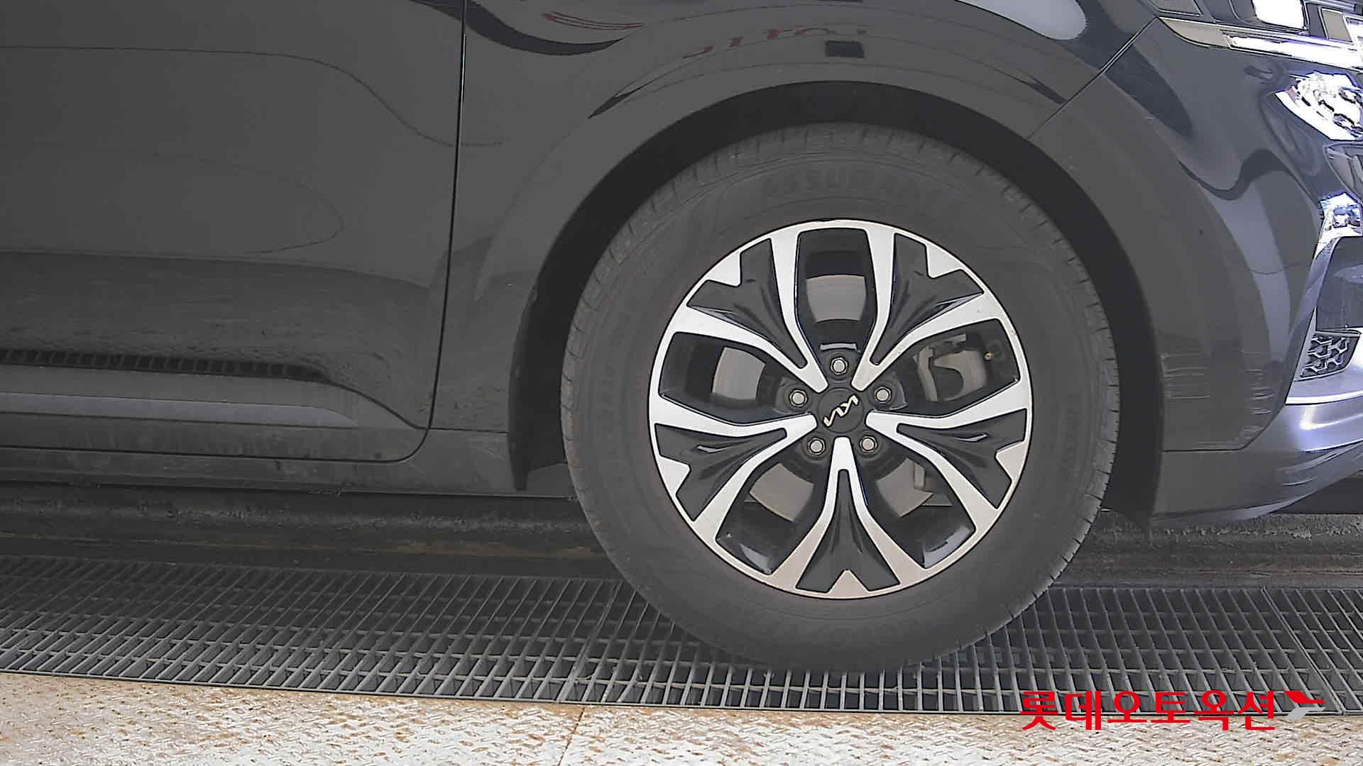 Kia Carnival id 3816397 из Кореи 23