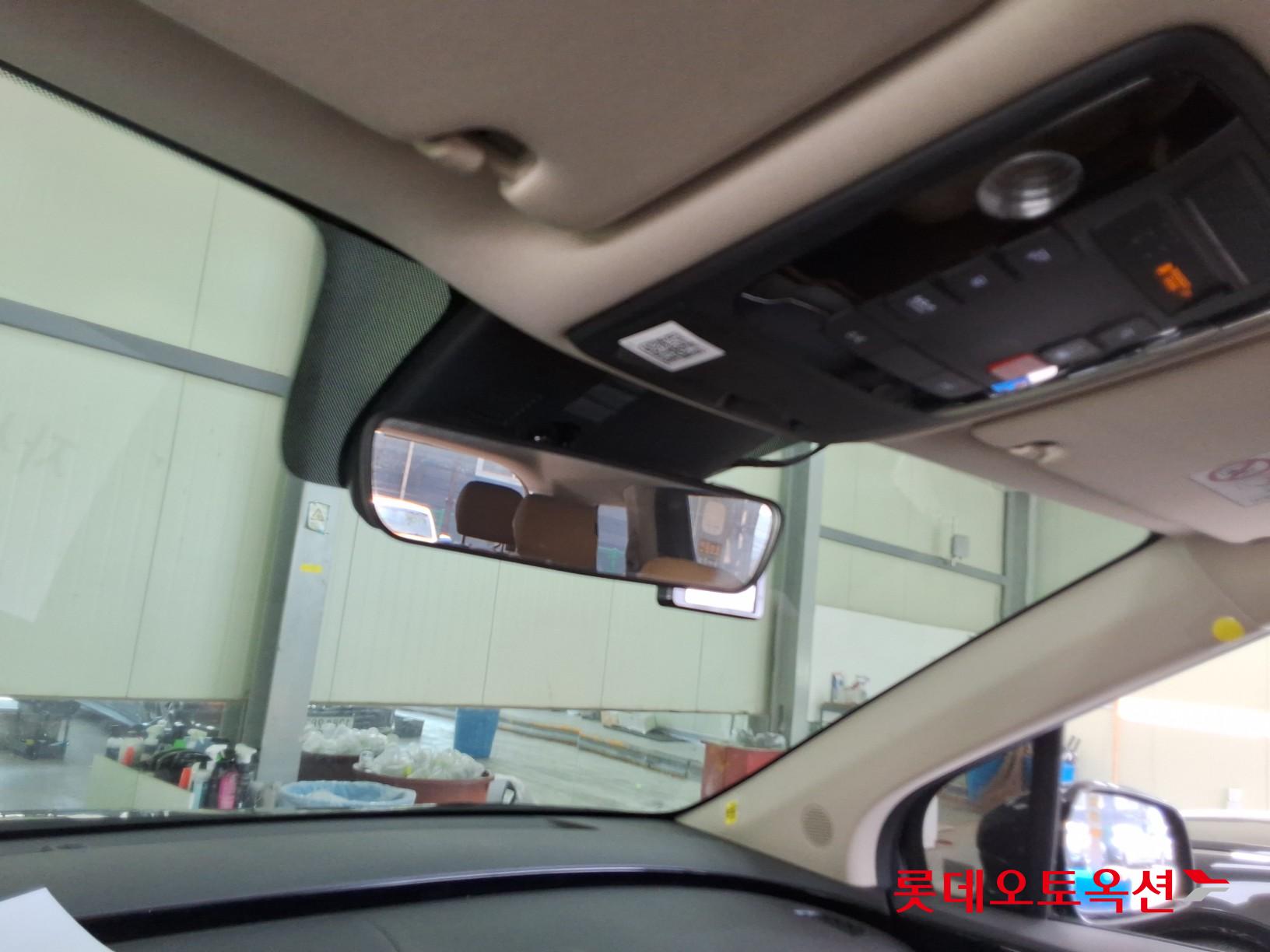 Kia Carnival id 3816397 из Кореи 32