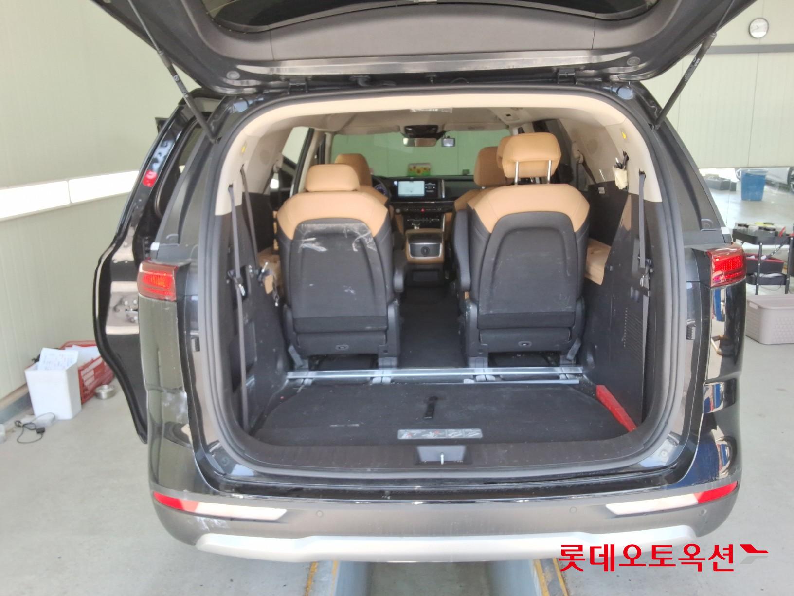 Kia Carnival id 3816397 из Кореи 36