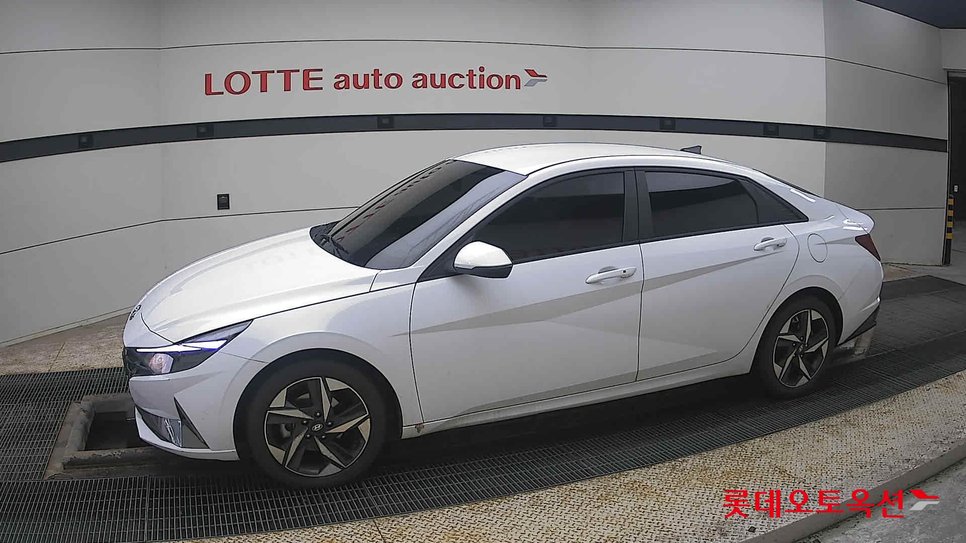 Hyundai Avante id 3809870 из Кореи 12