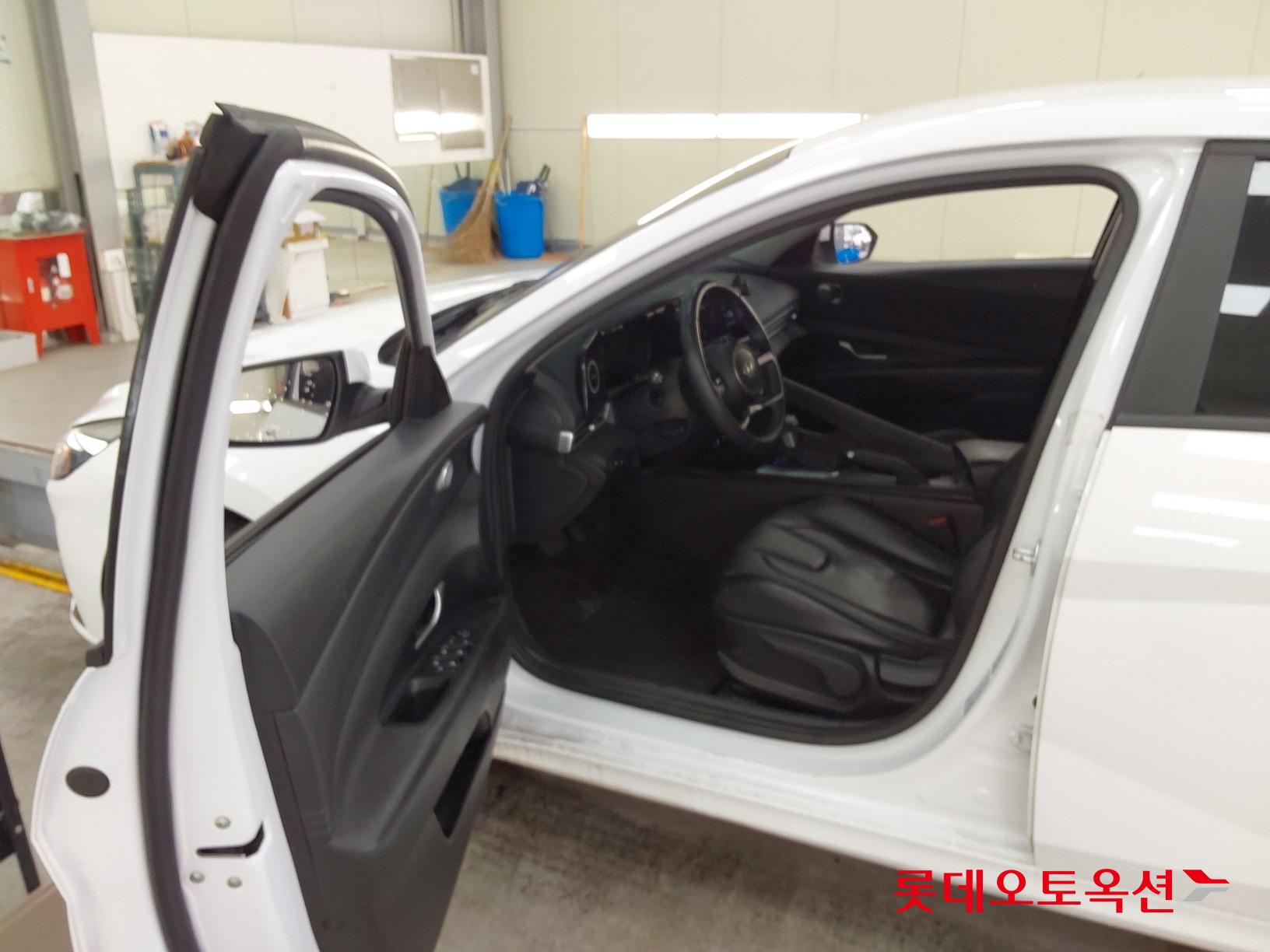 Hyundai Avante id 3809870 из Кореи 36