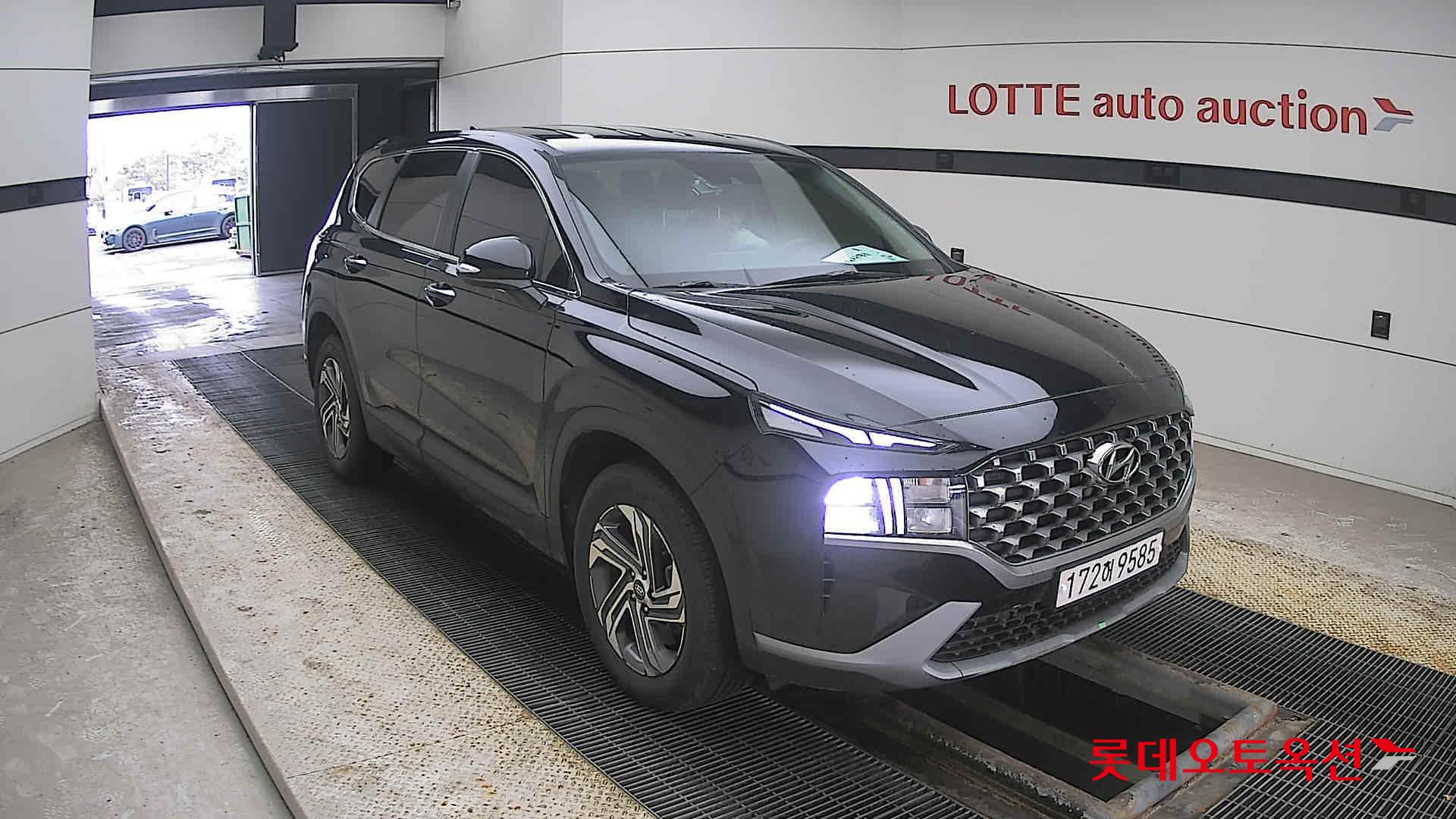 Hyundai Santa Fe 2023 Abyss Black Pearl из Кореи, фото 2