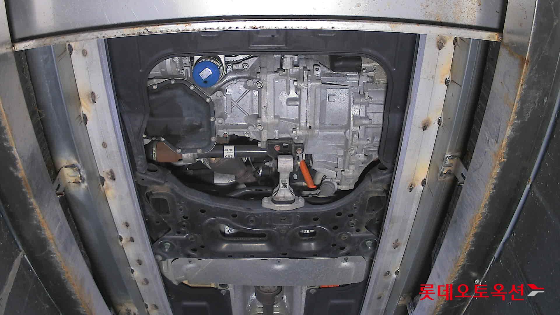 Hyundai Elantra - 8