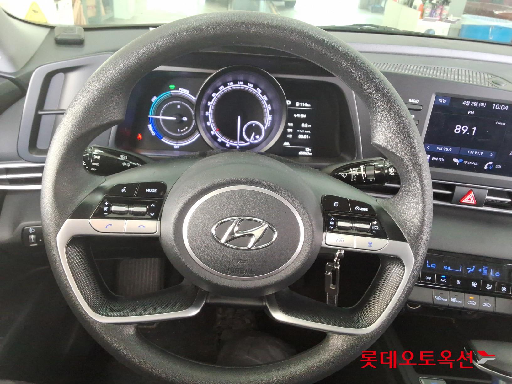 Hyundai Elantra - 30