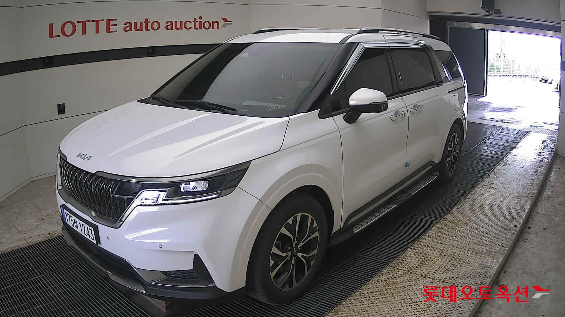 Kia Carnival id 3816394 из Кореи 14