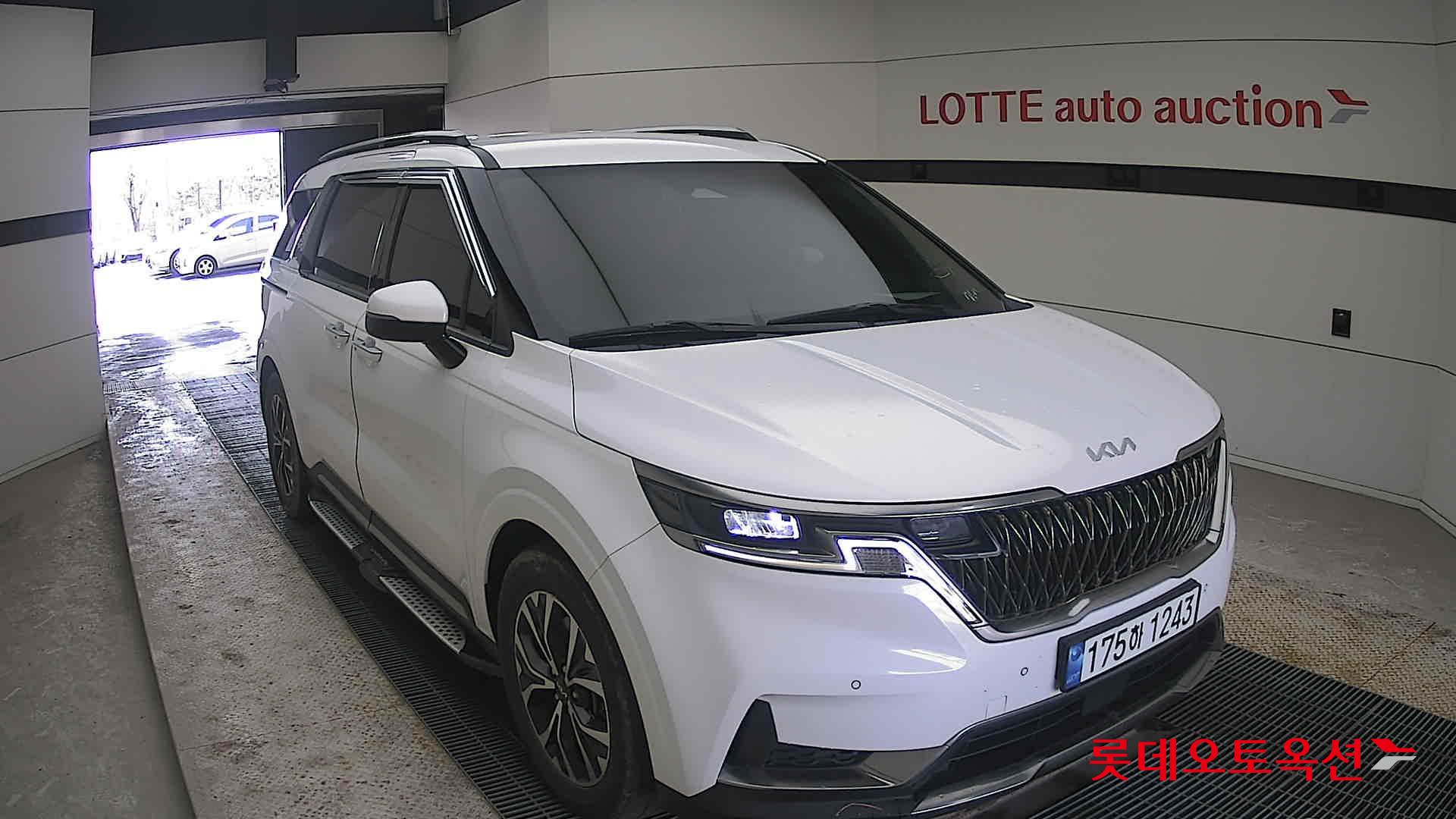 Kia Carnival id 3816394 из Кореи 15