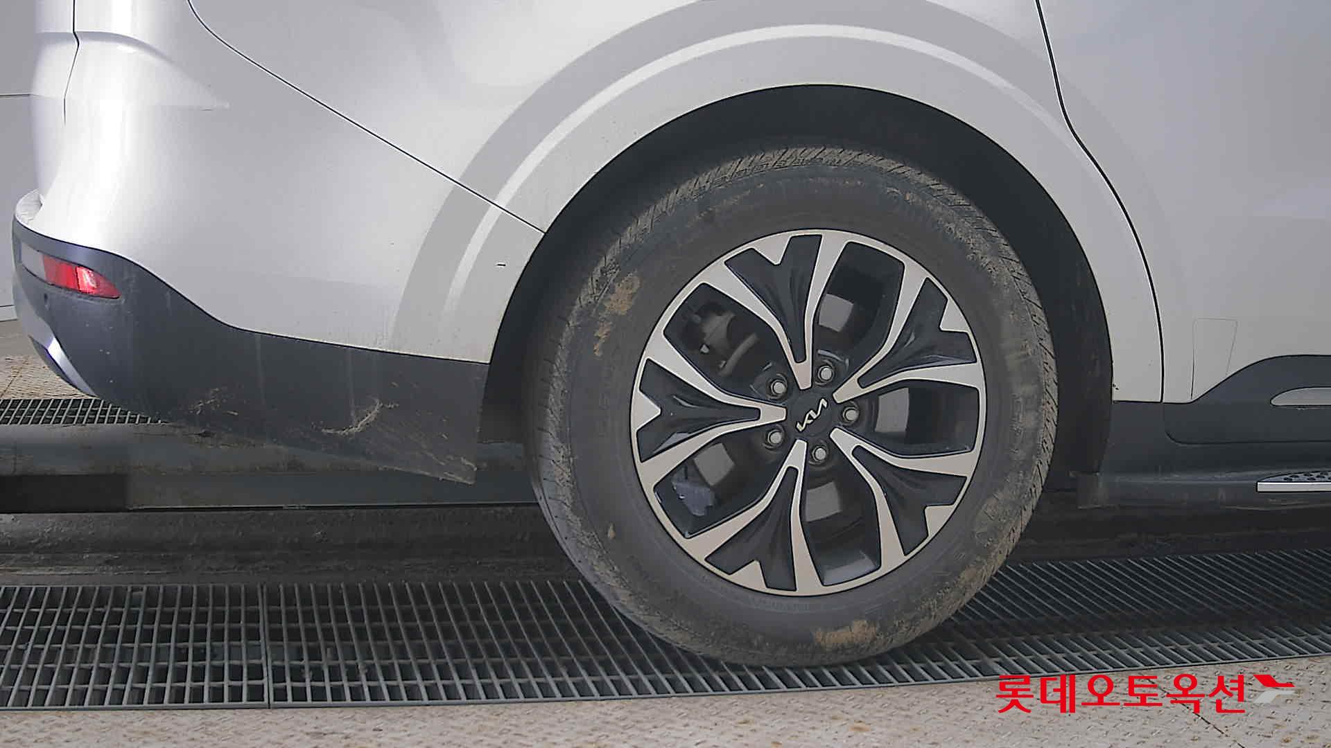 Kia Carnival id 3816394 из Кореи 24