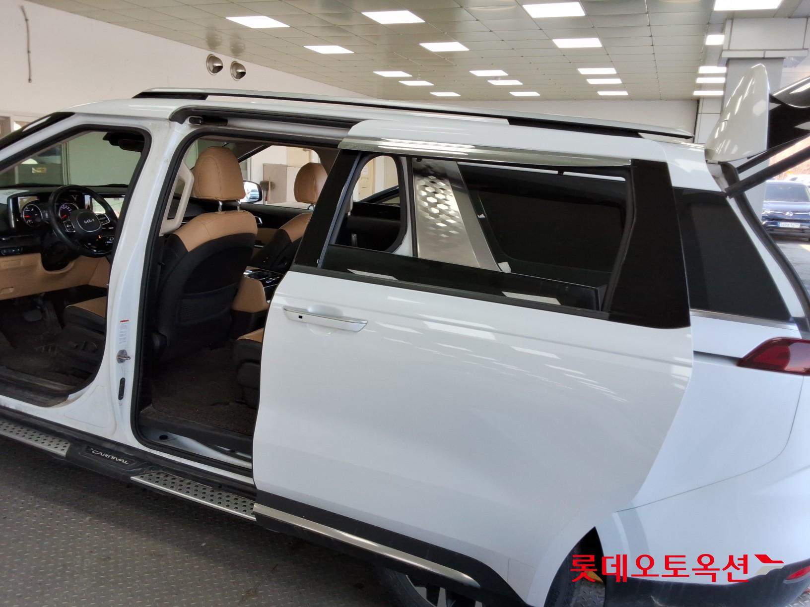 Kia Carnival id 3816394 из Кореи 36