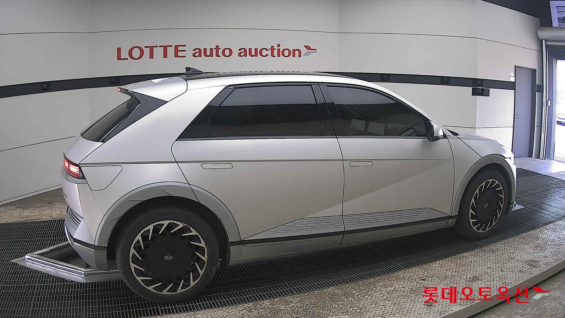 هيونداي أيونيك