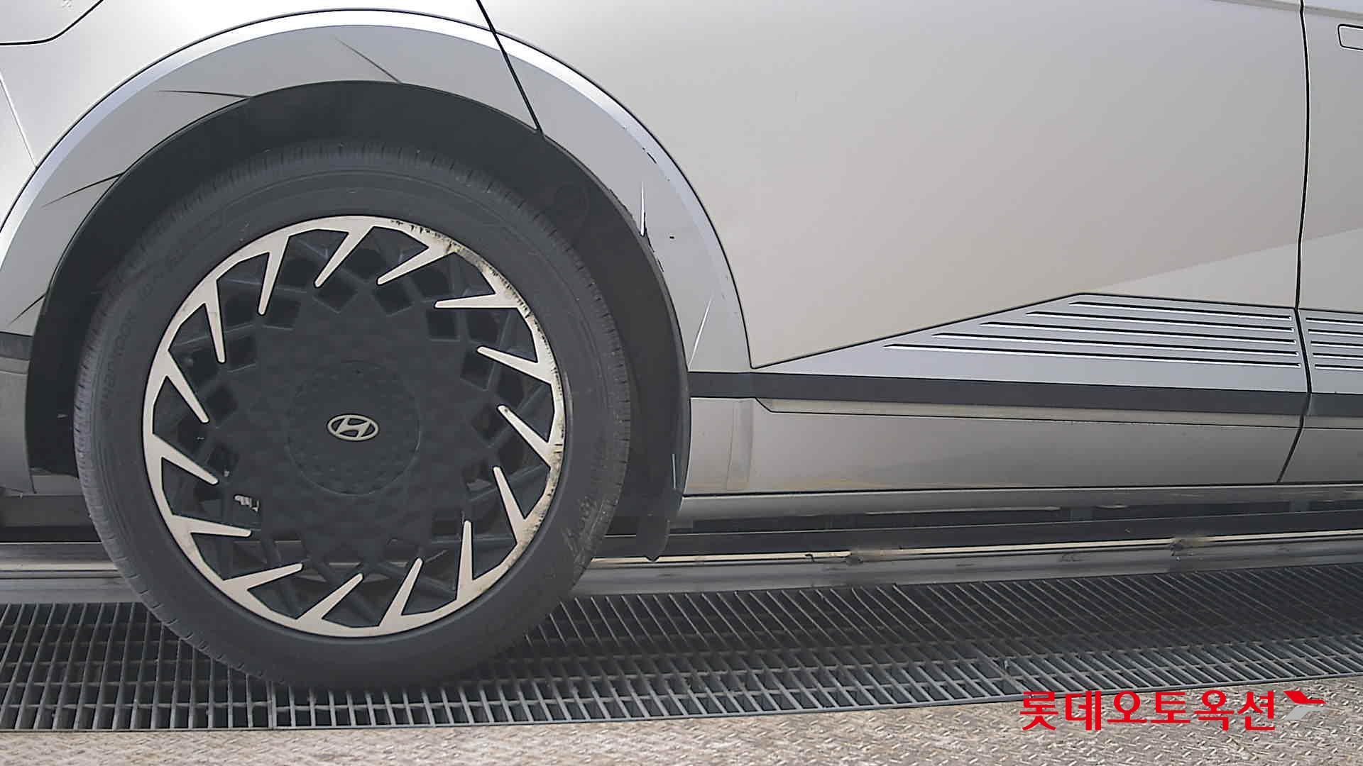 هيونداي أيونيك