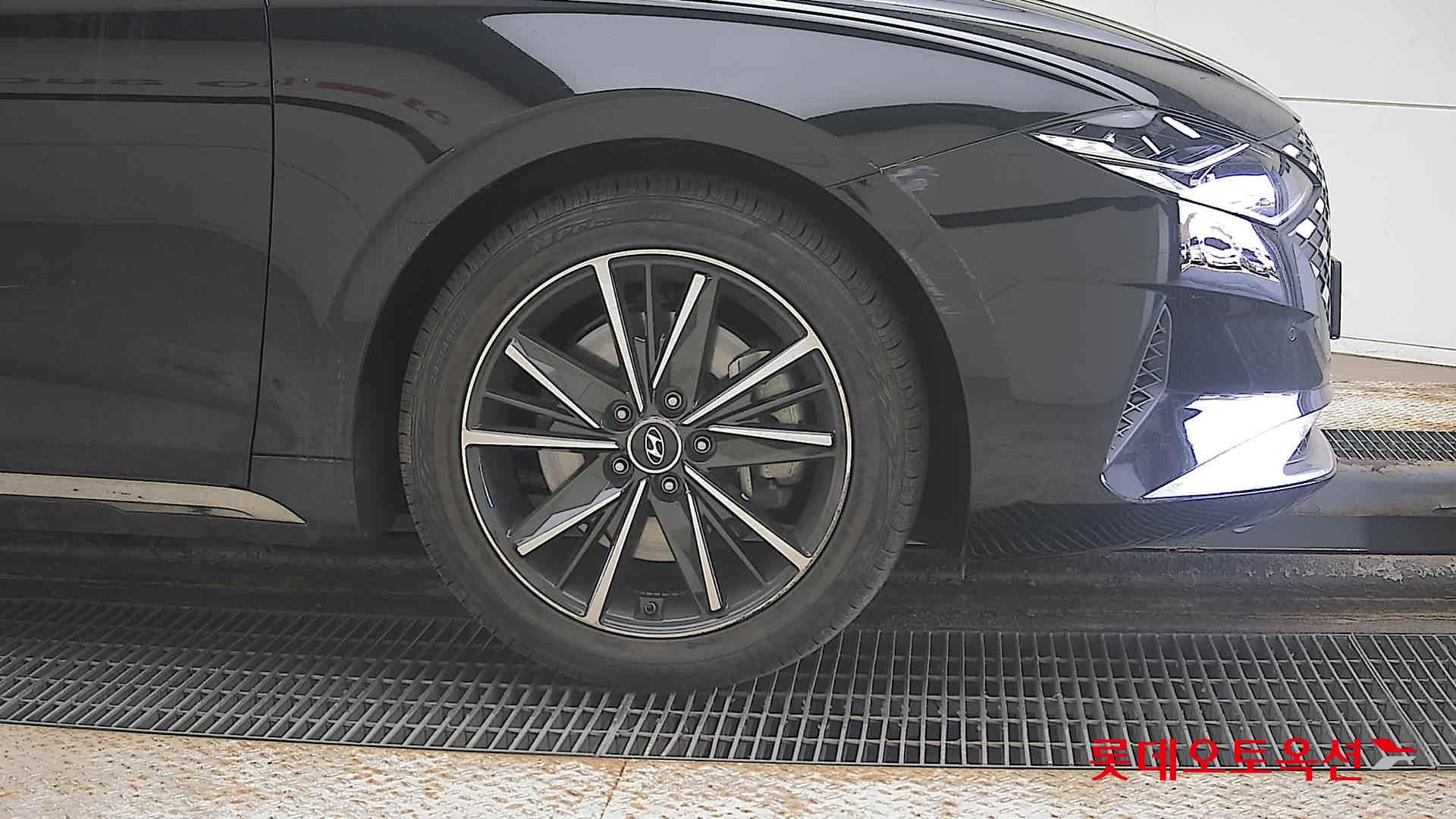 Hyundai Grandeur id 3822891 из Кореи 23