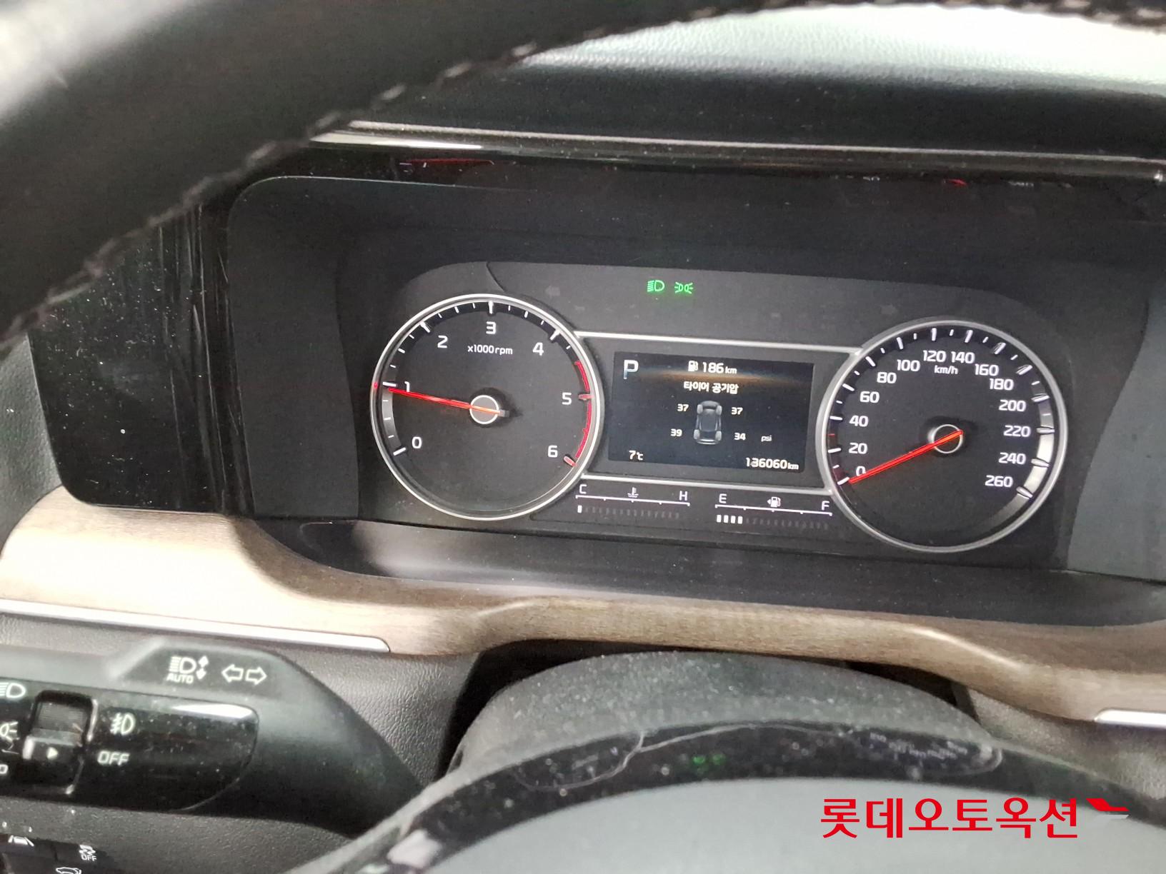 Kia Sorento id 3809963 из Кореи 30