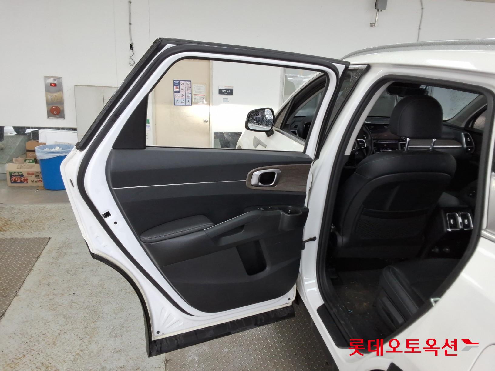 Kia Sorento id 3809963 из Кореи 36