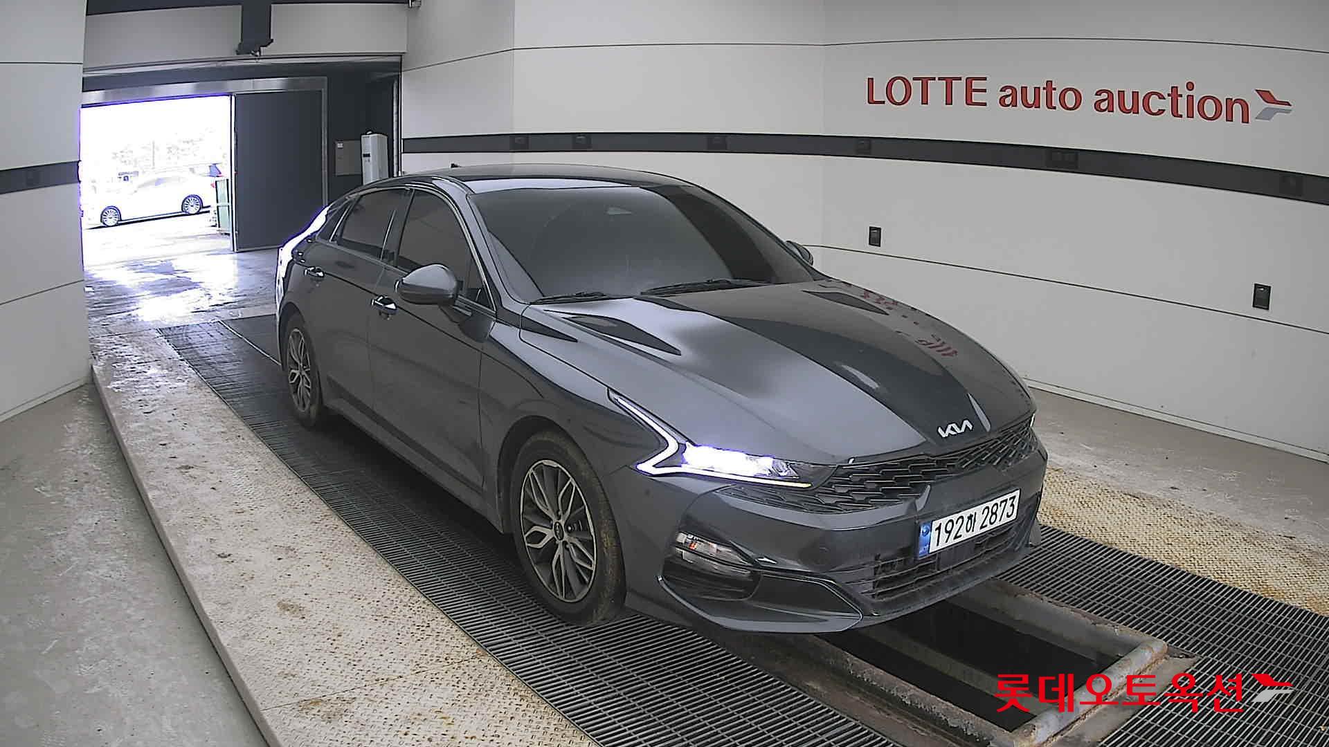 Kia K5 2023 Interstellagray из Кореи, фото 2