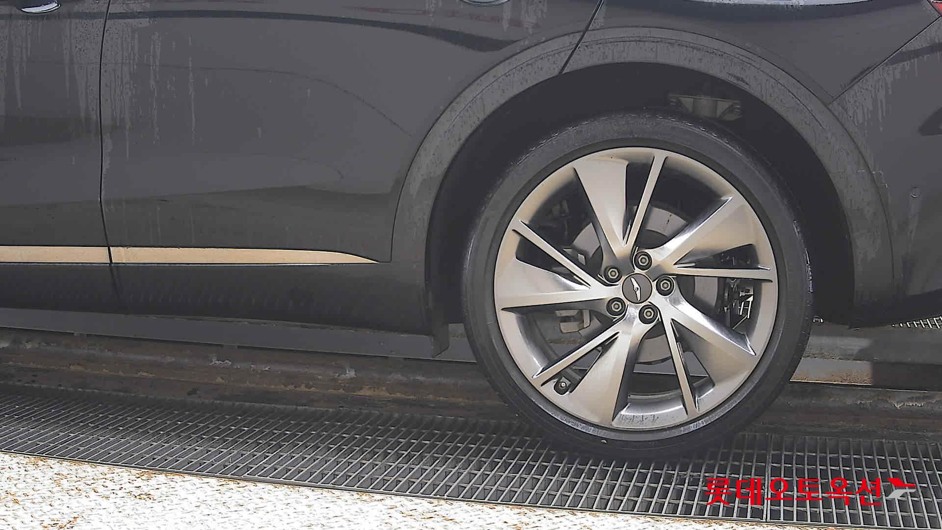 Hyundai GV70 id 3809848 из Кореи 22