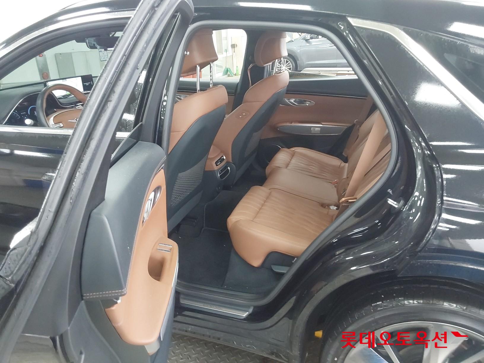 Hyundai GV70 id 3809848 из Кореи 36