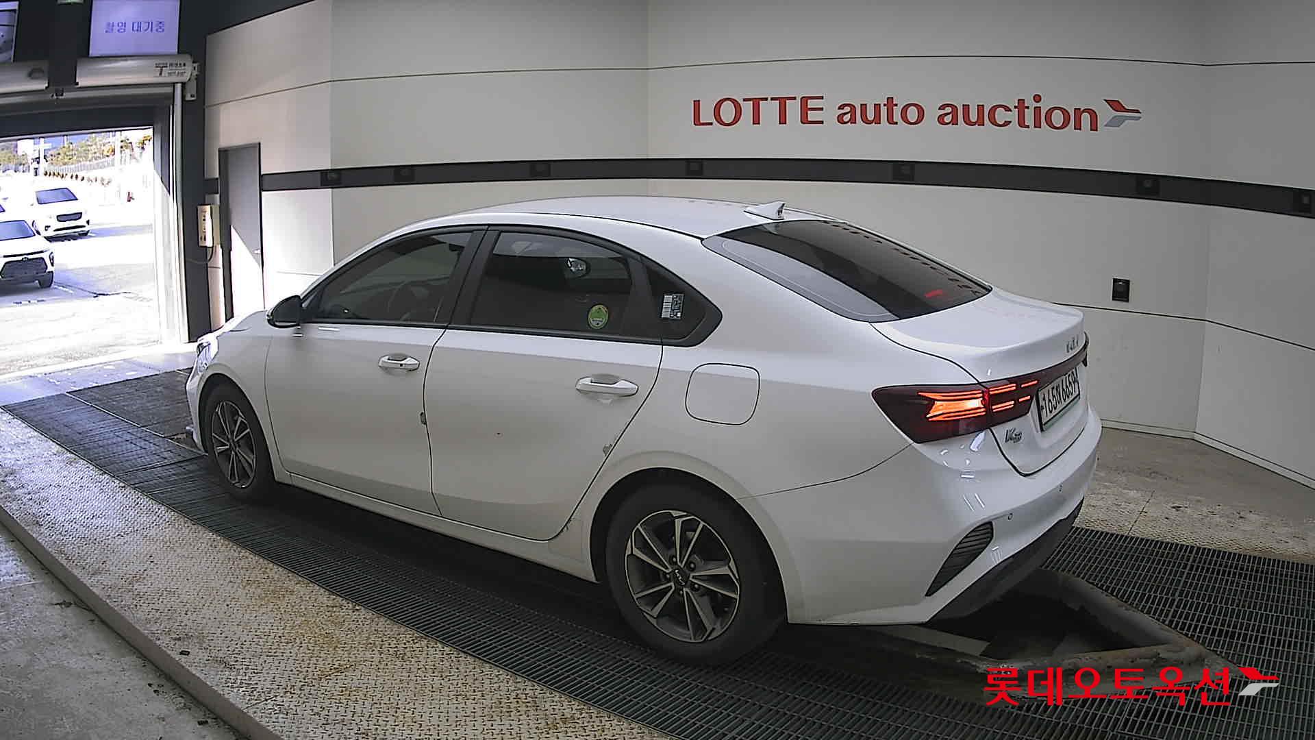 Kia K3 id 3816430 из Кореи 10