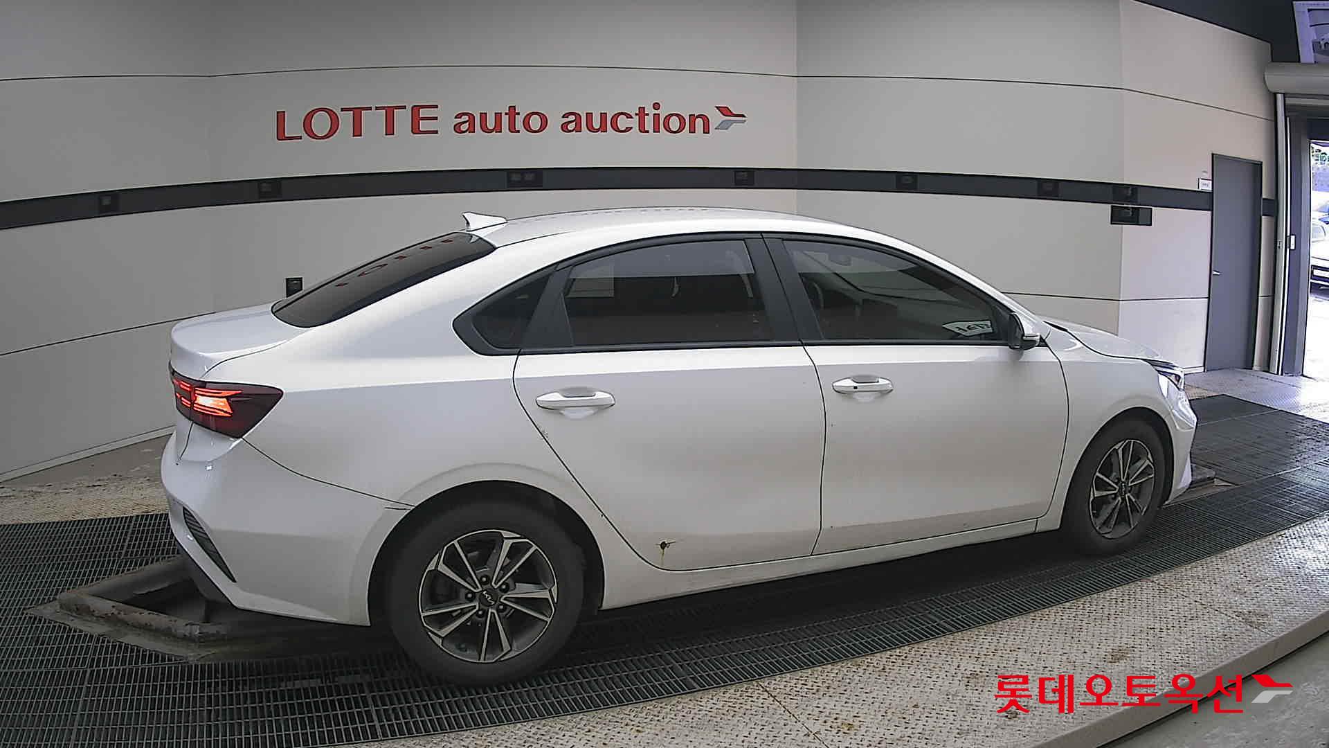 Kia K3 id 3816430 из Кореи 18