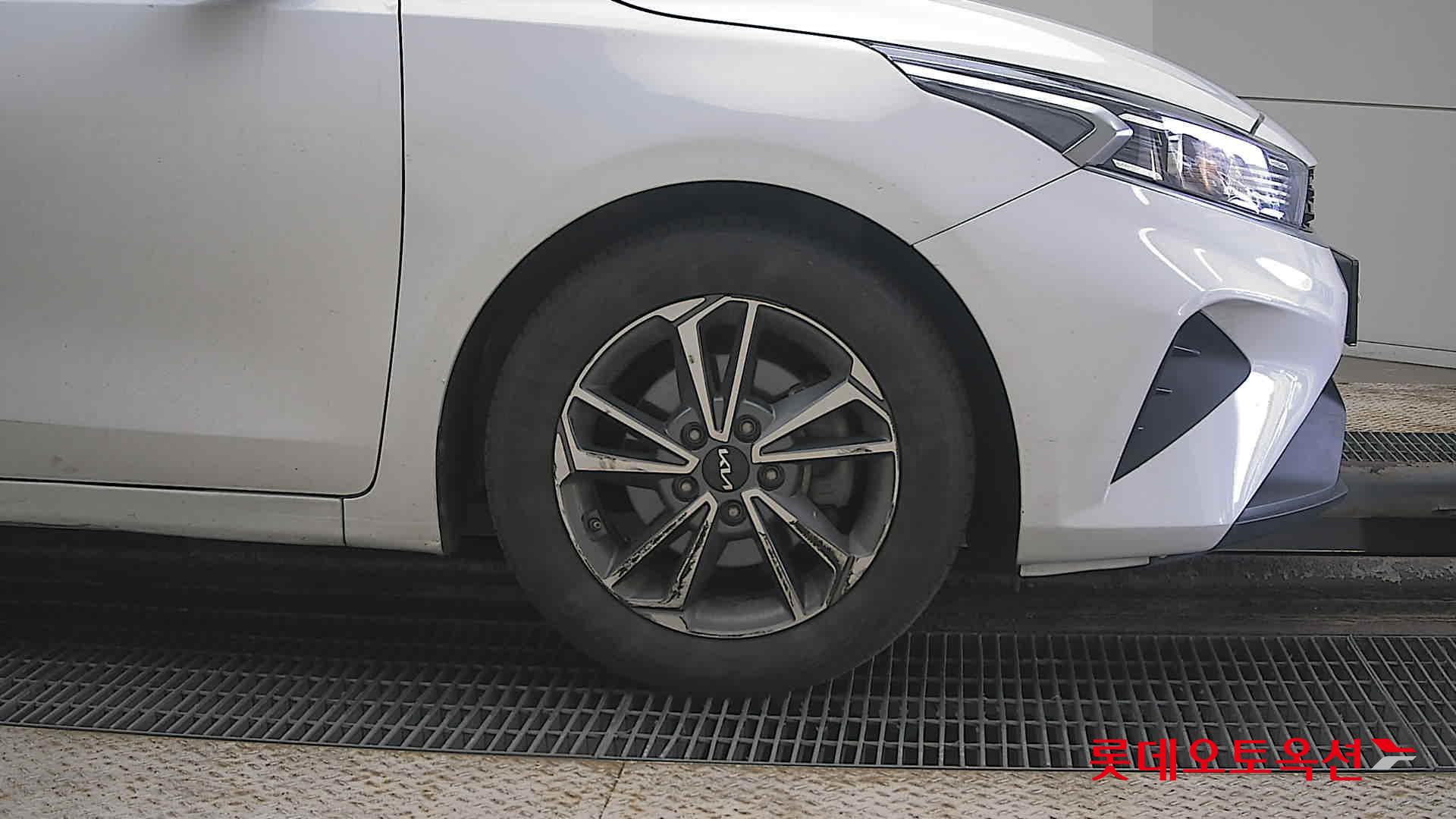 Kia K3 id 3816430 из Кореи 23