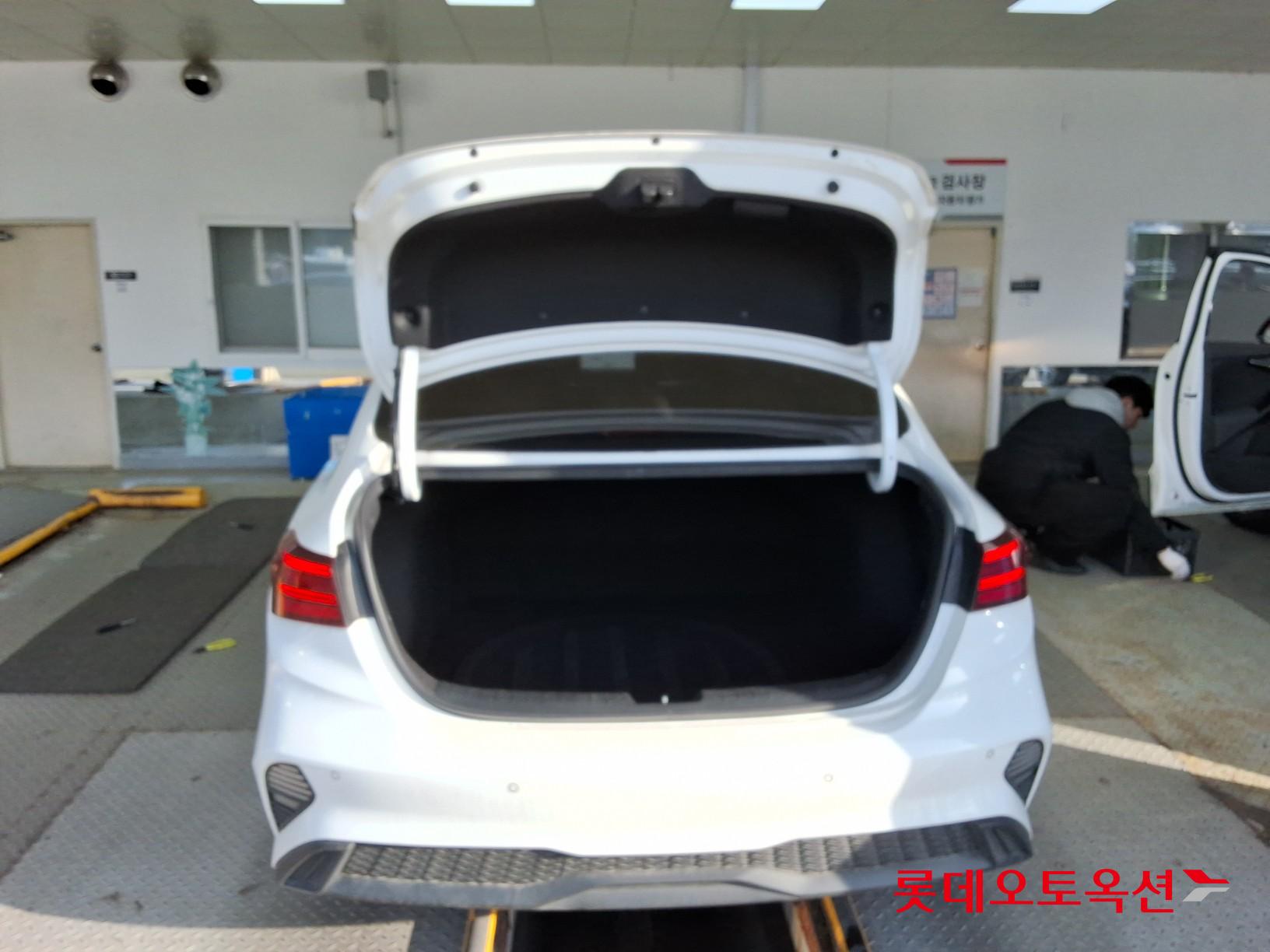 Kia K3 id 3816430 из Кореи 37