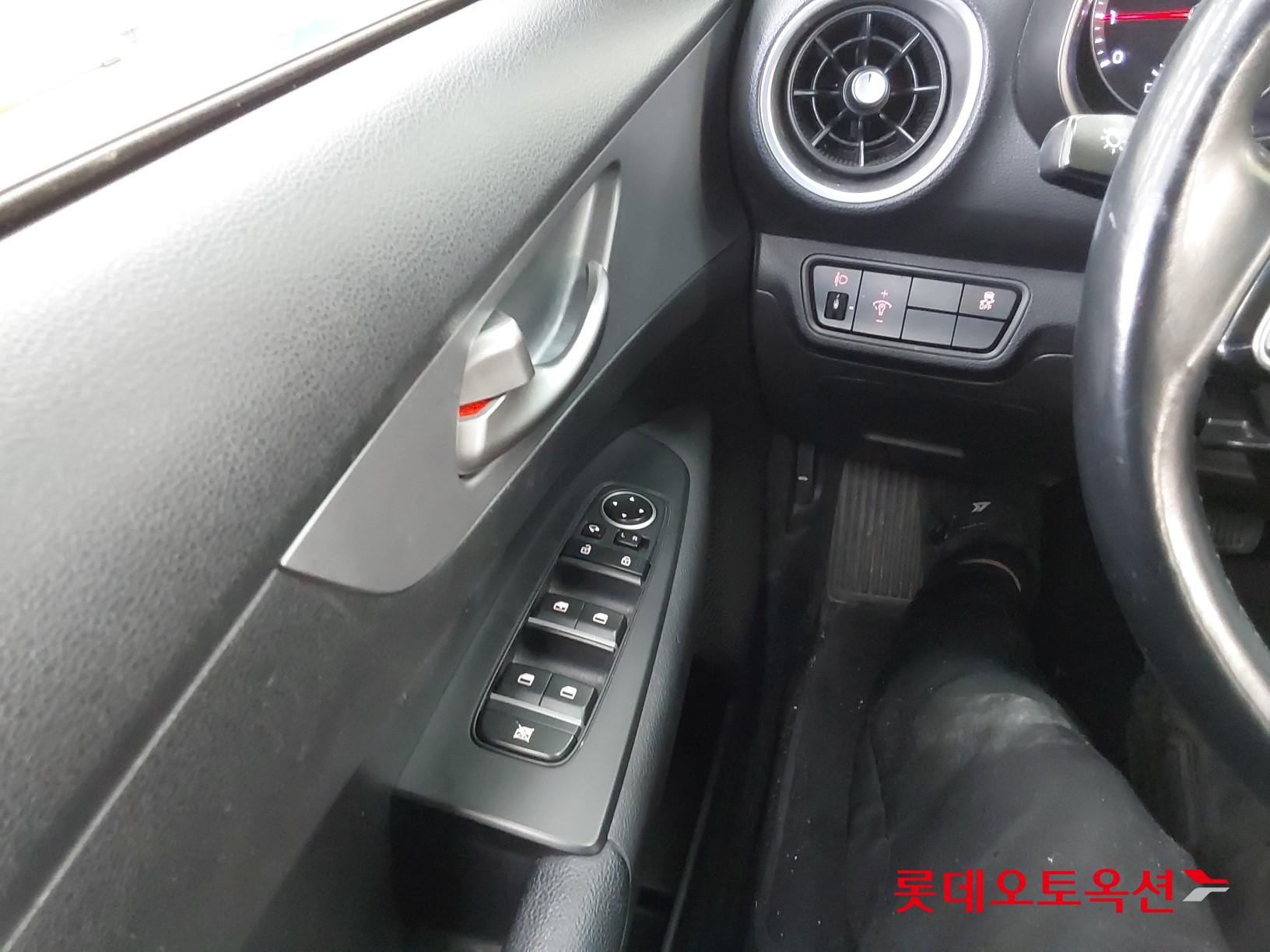 Kia K3 id 3816419 из Кореи 28