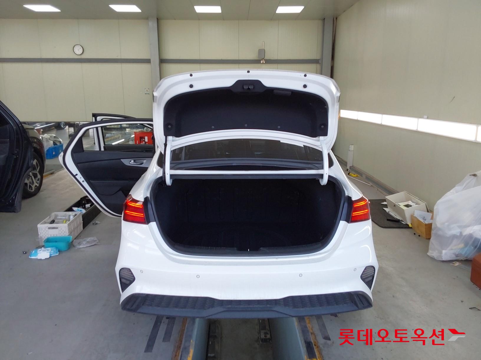 Kia K3 id 3816419 из Кореи 37