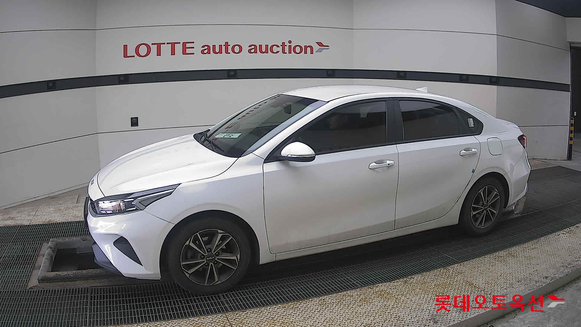 Kia K3 id 3822927 из Кореи 12