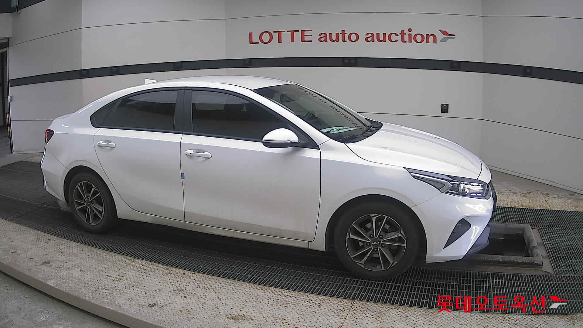 Kia K3 id 3822927 из Кореи 17