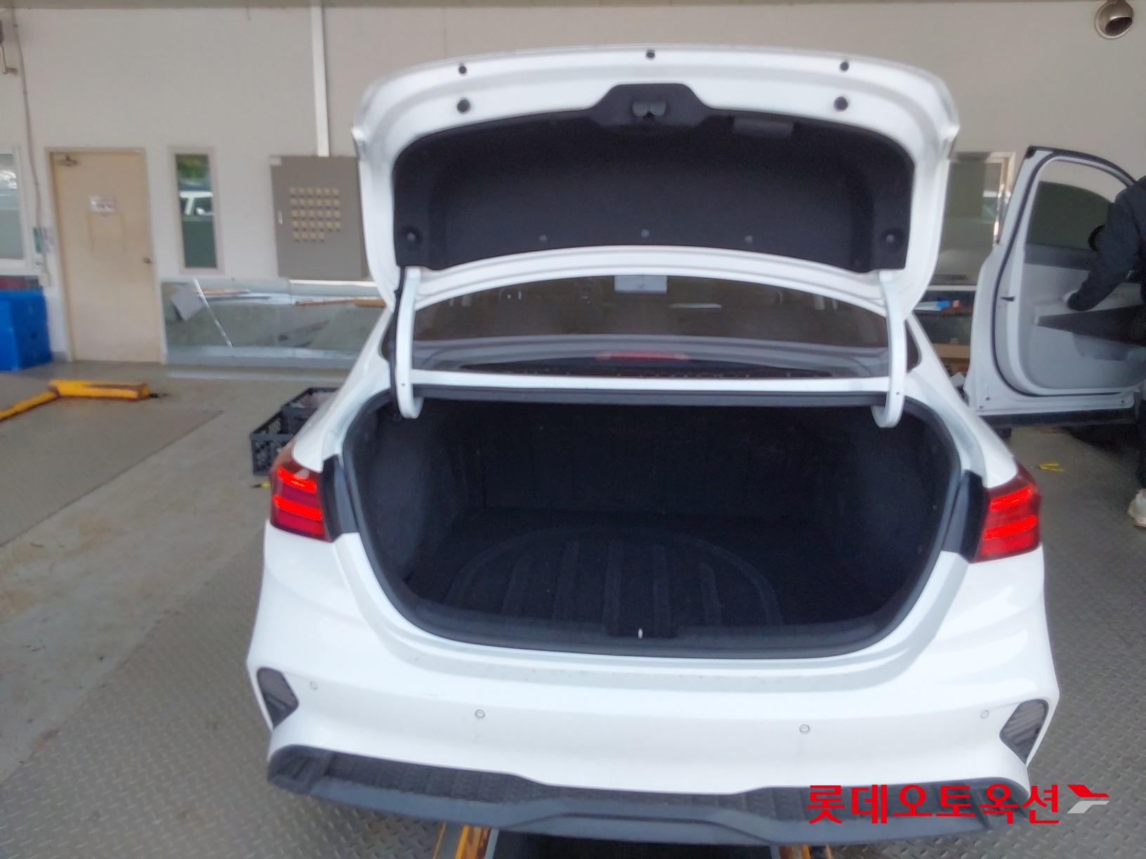 Kia K3 id 3822927 из Кореи 37