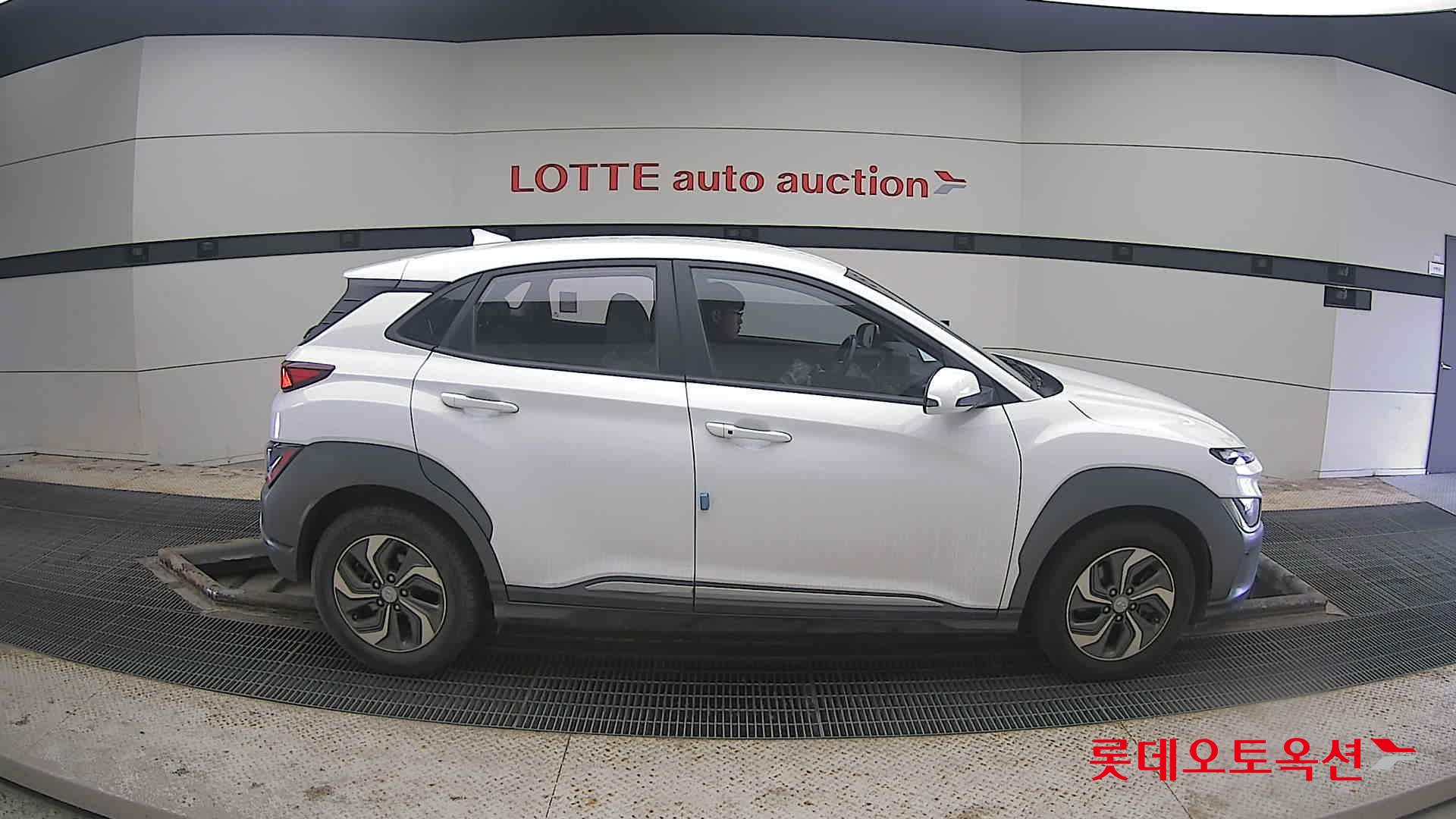 Hyundai Kona Hybrid 2021 Atlas White из Кореи, фото 3