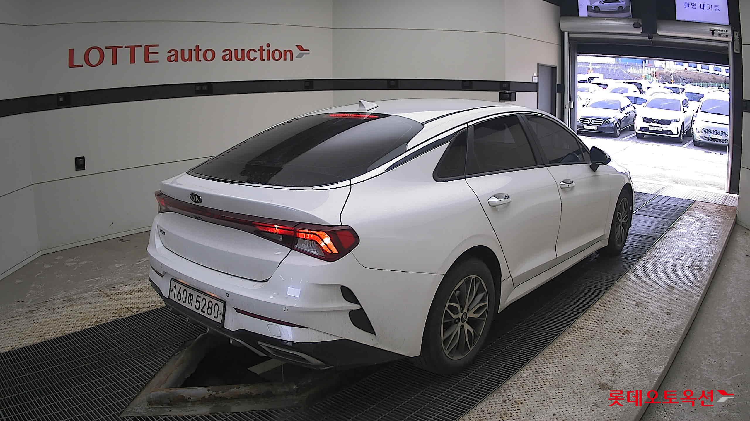 Kia K5 2021 Snow White Pearl (optional) из Кореи, фото 4