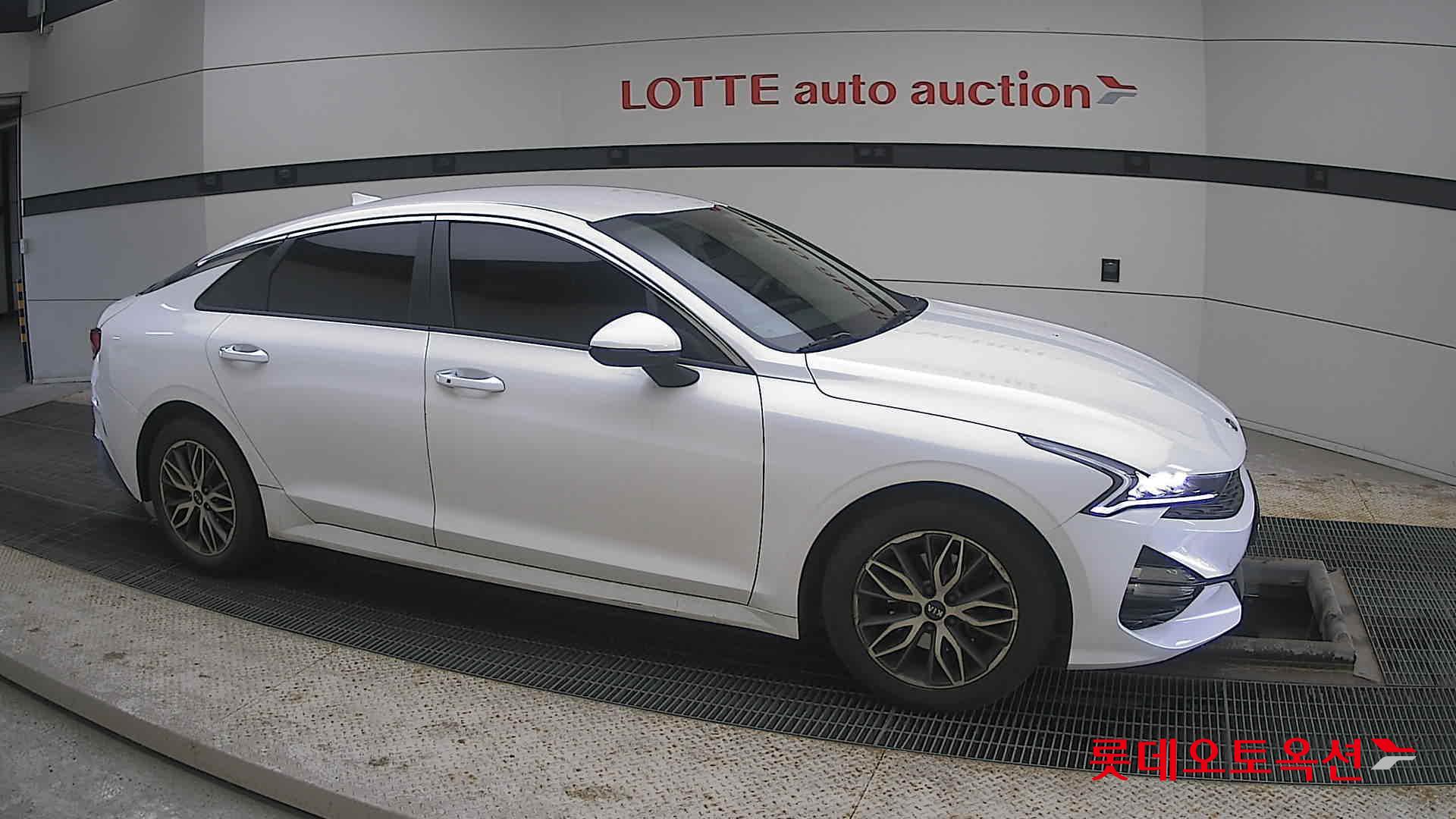 Kia K5 id 3816431 из Кореи 17