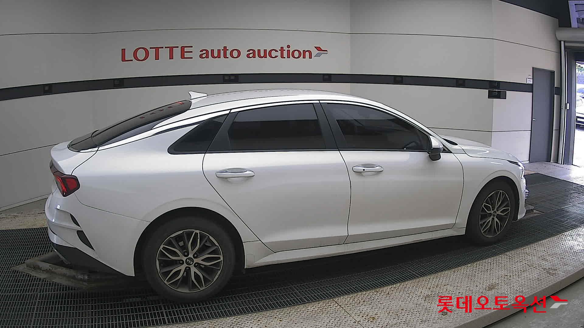 Kia K5 id 3816431 из Кореи 18