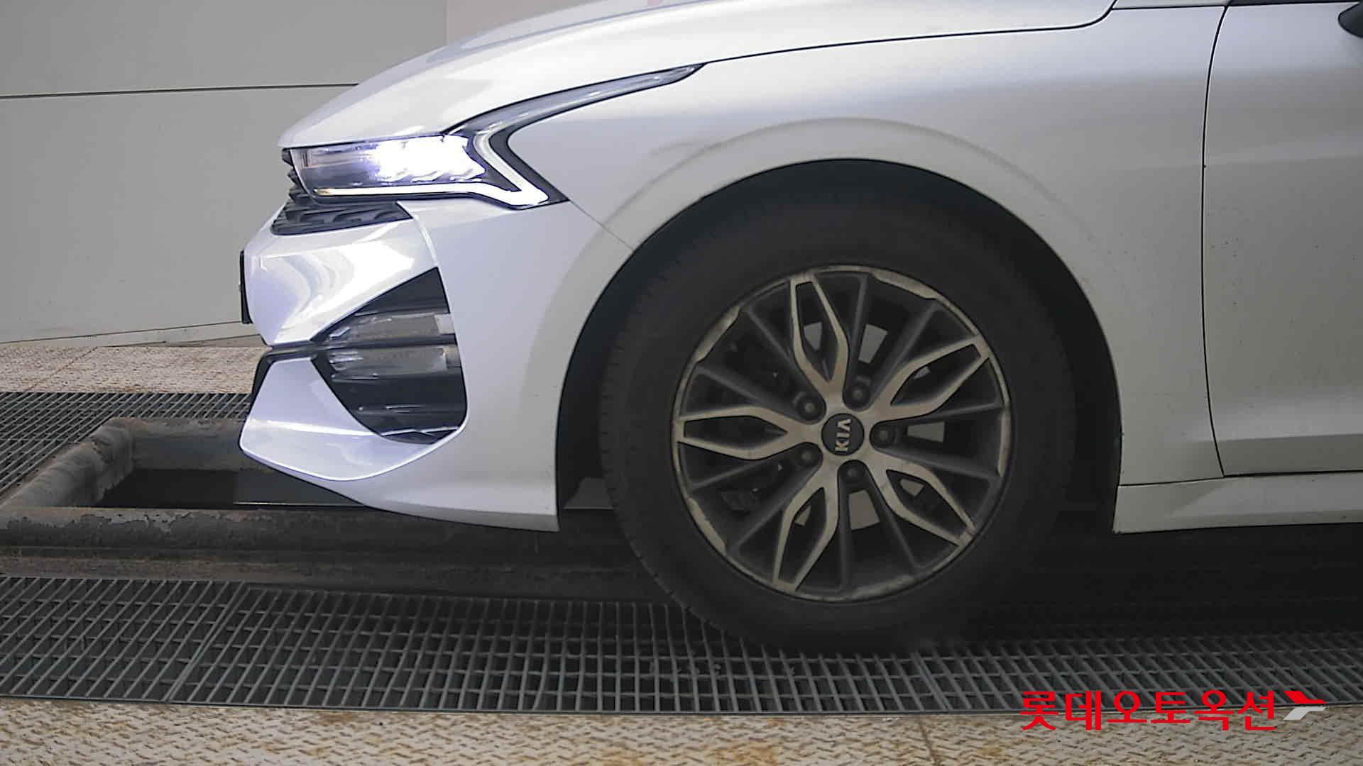 Kia K5 id 3816431 из Кореи 21