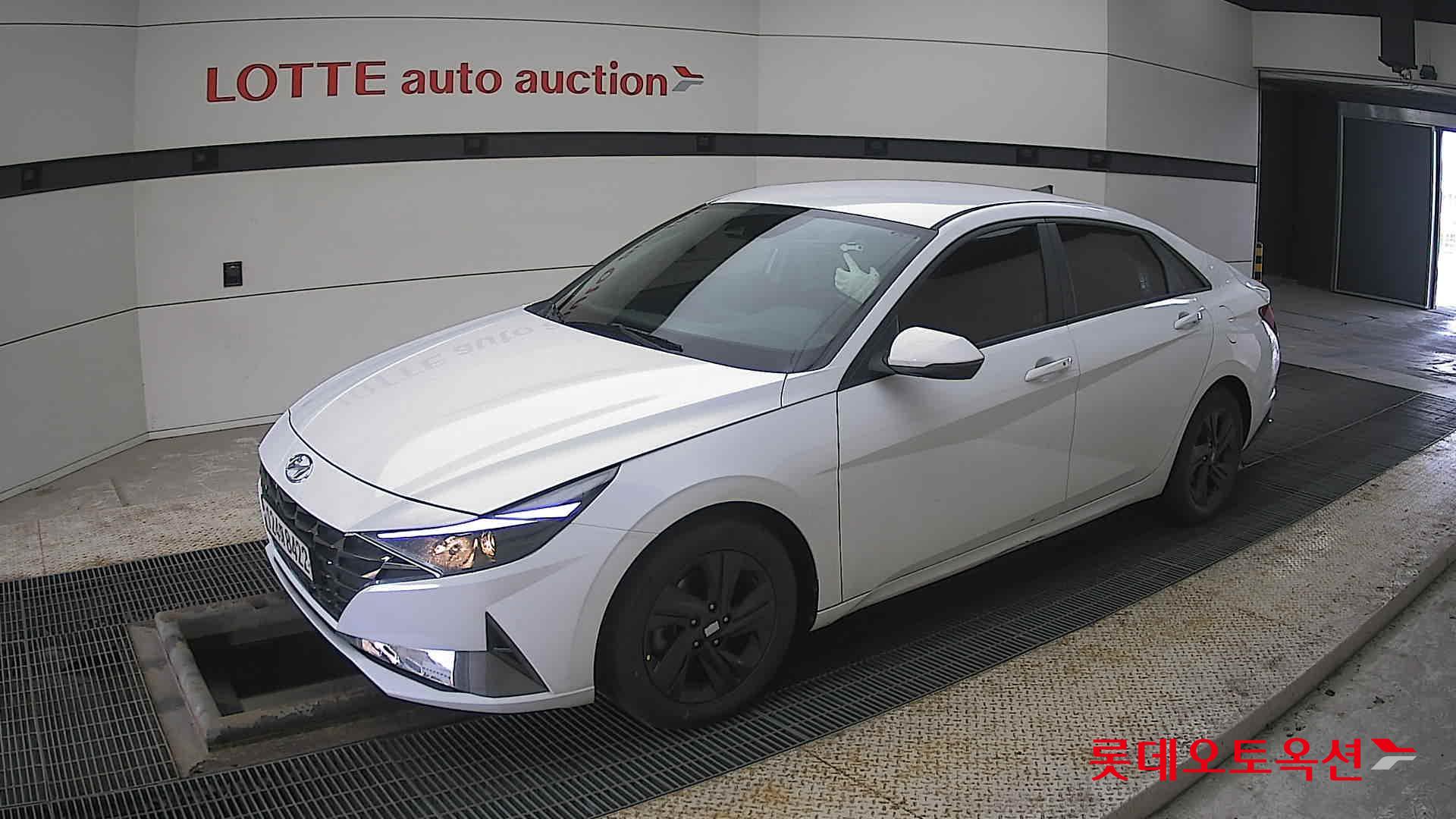 Hyundai Avante Hybrid id 3822828 из Кореи 13