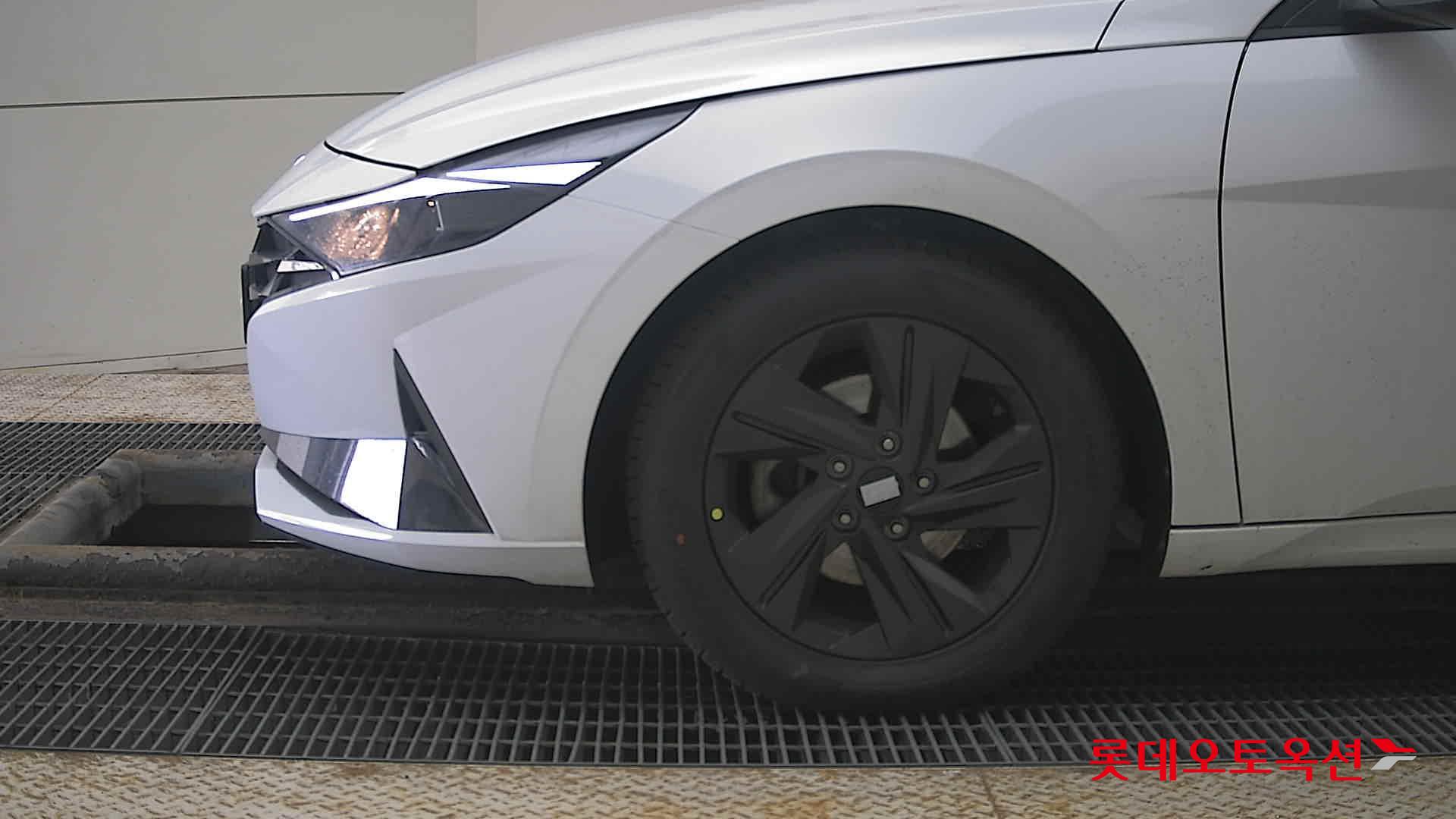 Hyundai Avante Hybrid id 3822828 из Кореи 21