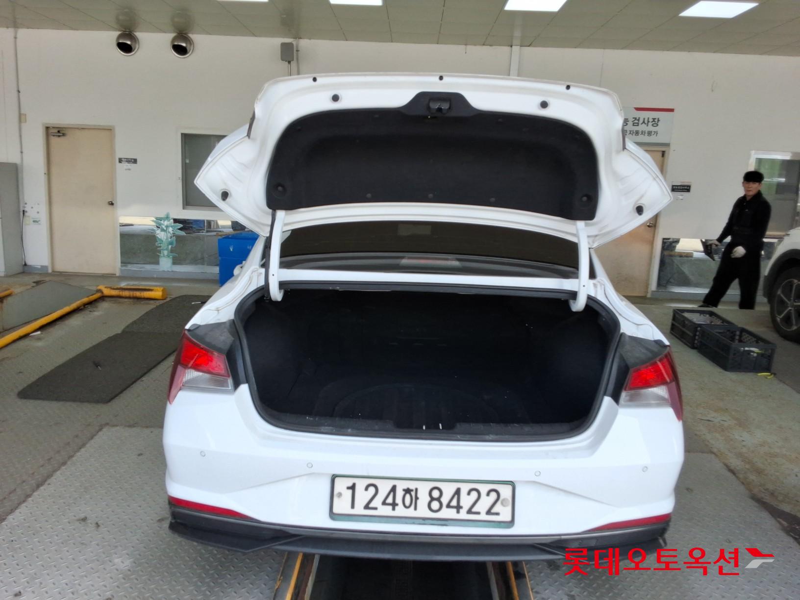 Hyundai Avante Hybrid id 3822828 из Кореи 37