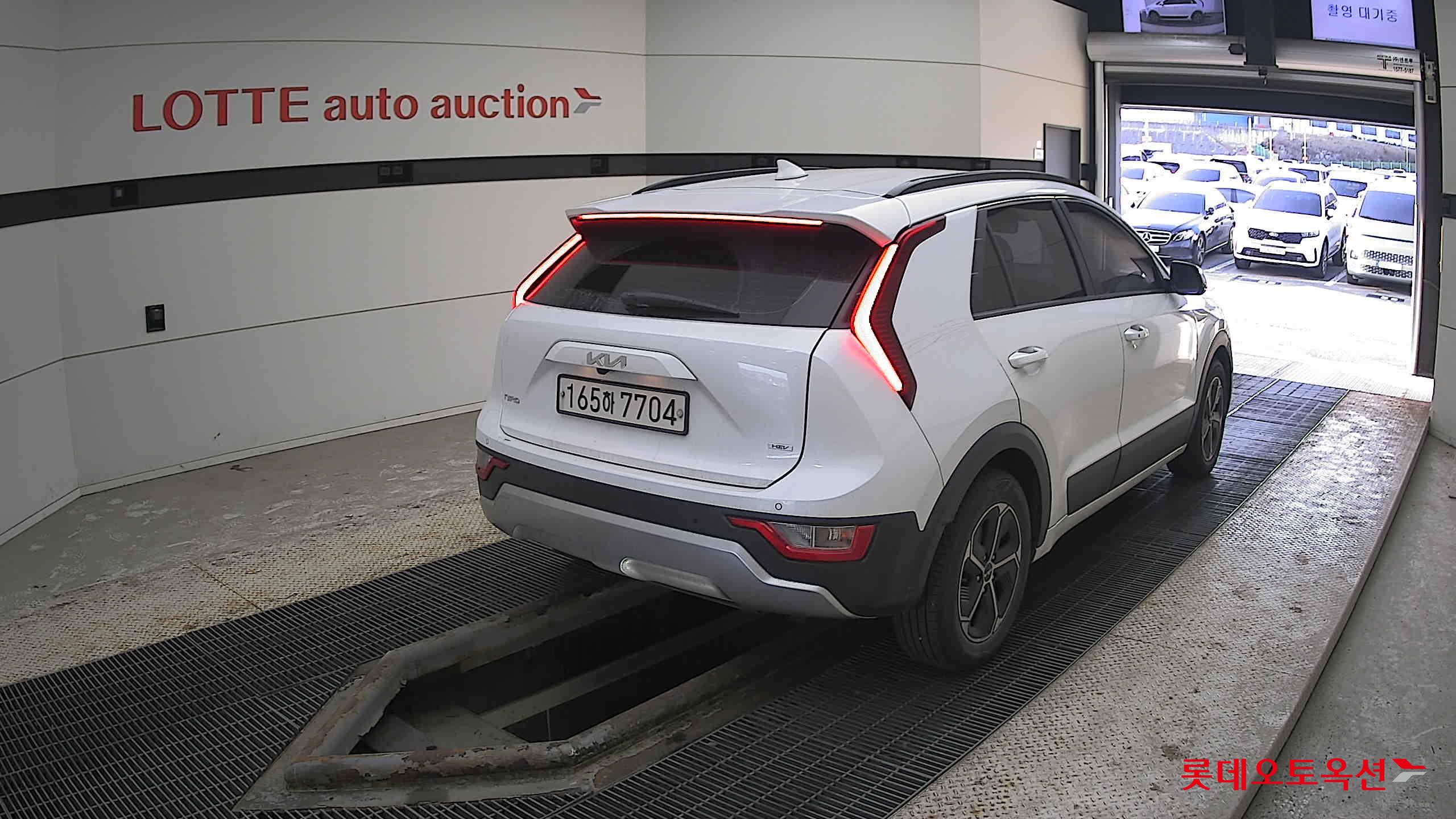 Kia Niro Hybrid 2022 Snow White Pearl (optional) из Кореи, фото 4